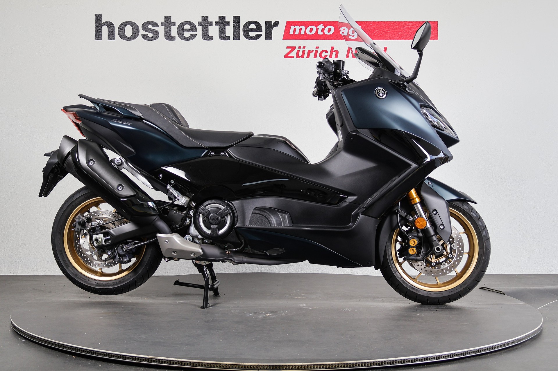 YAMAHA TMAX Tech MAX-showroom-element-1