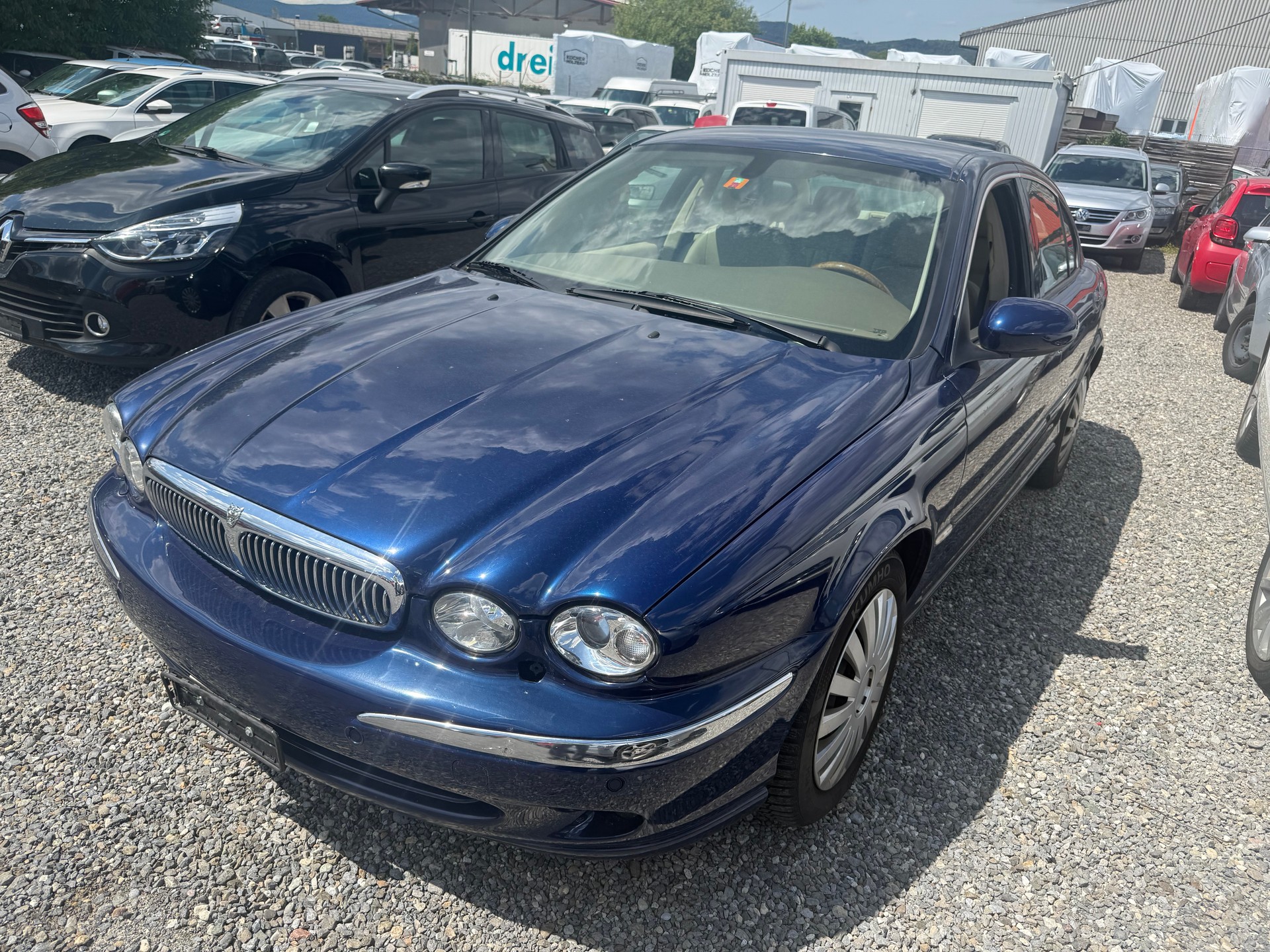 JAGUAR X-TYPE-image-1
