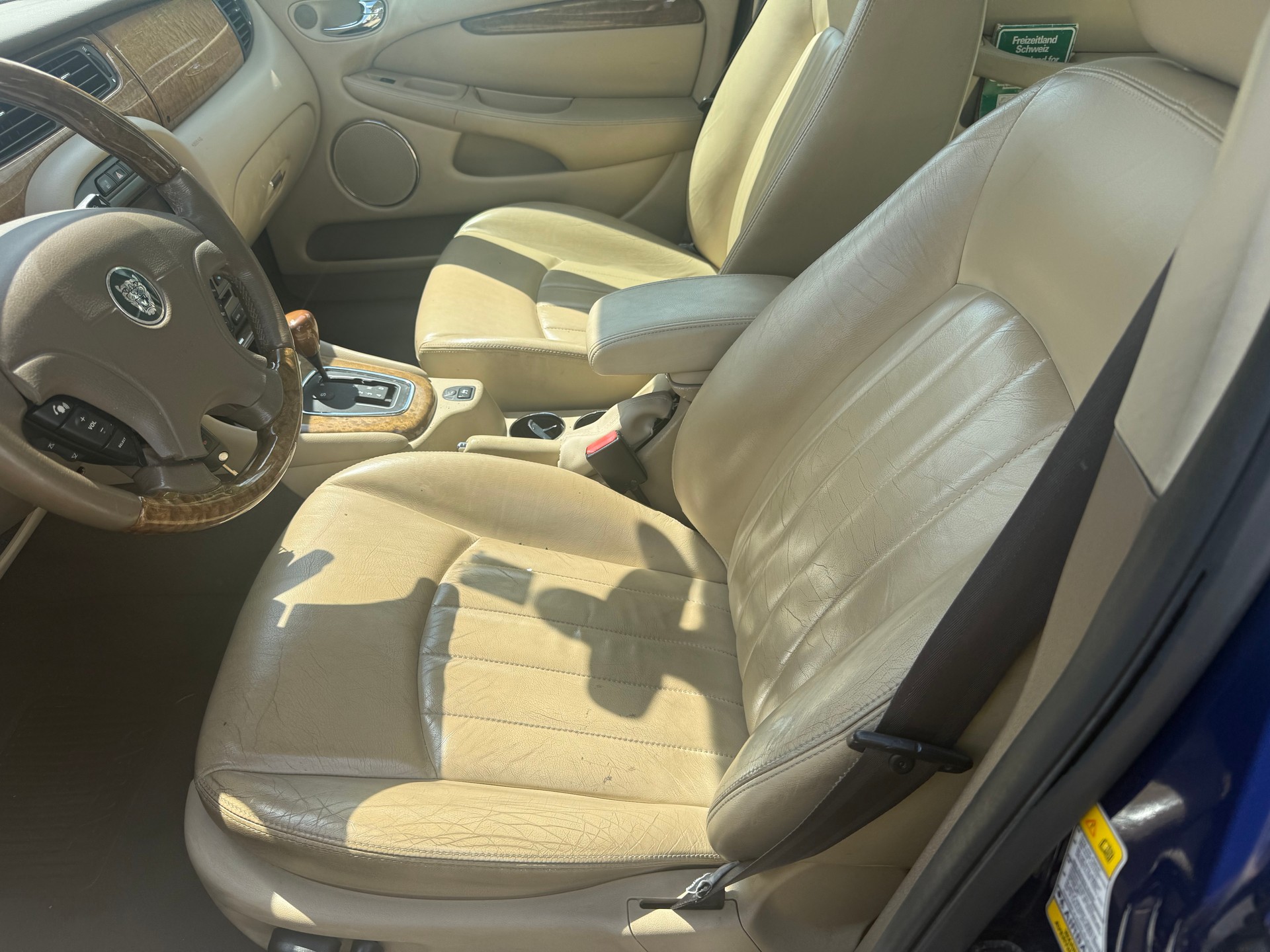 JAGUAR X-TYPE-image-4