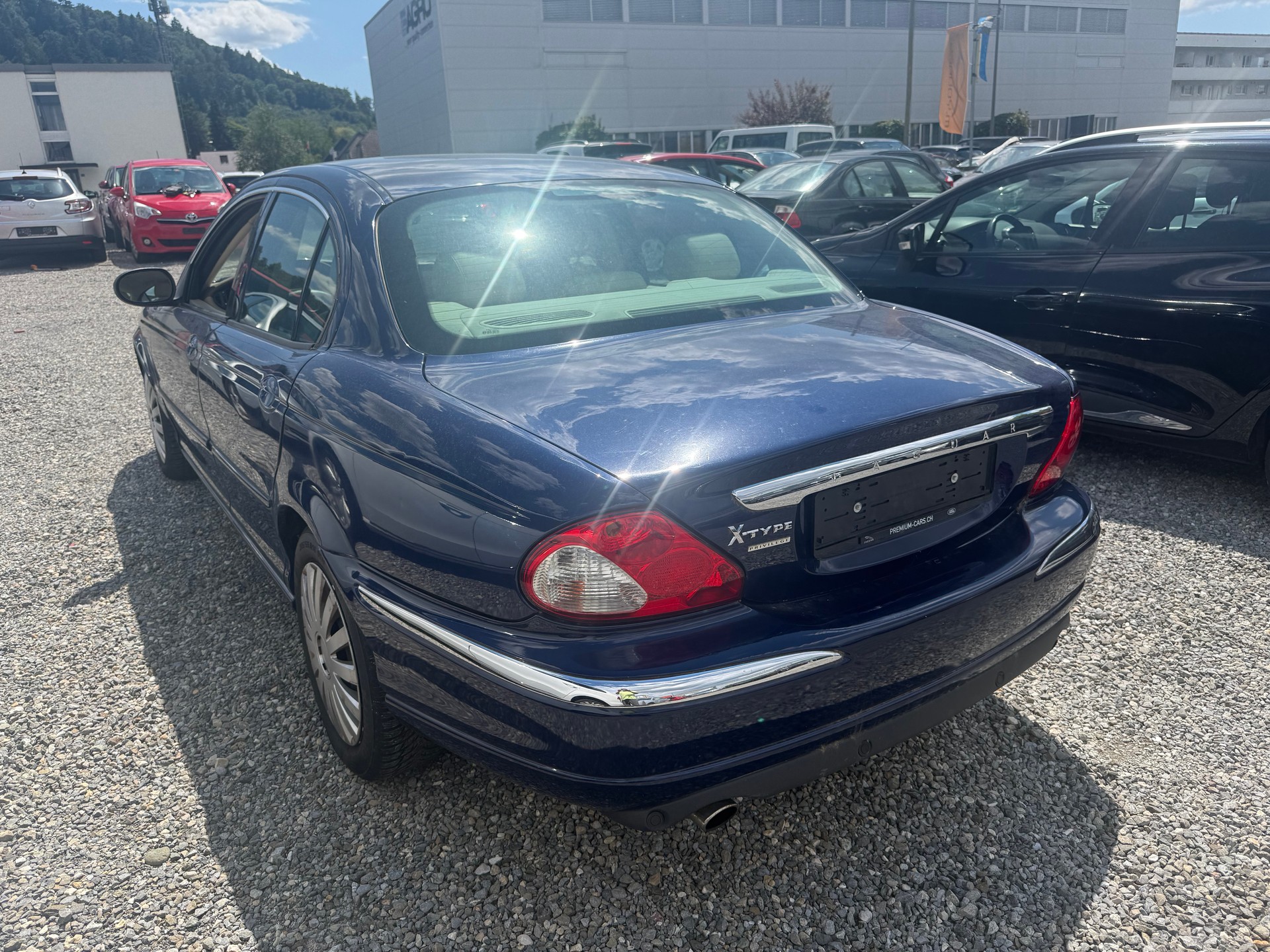 JAGUAR X-TYPE-image-3