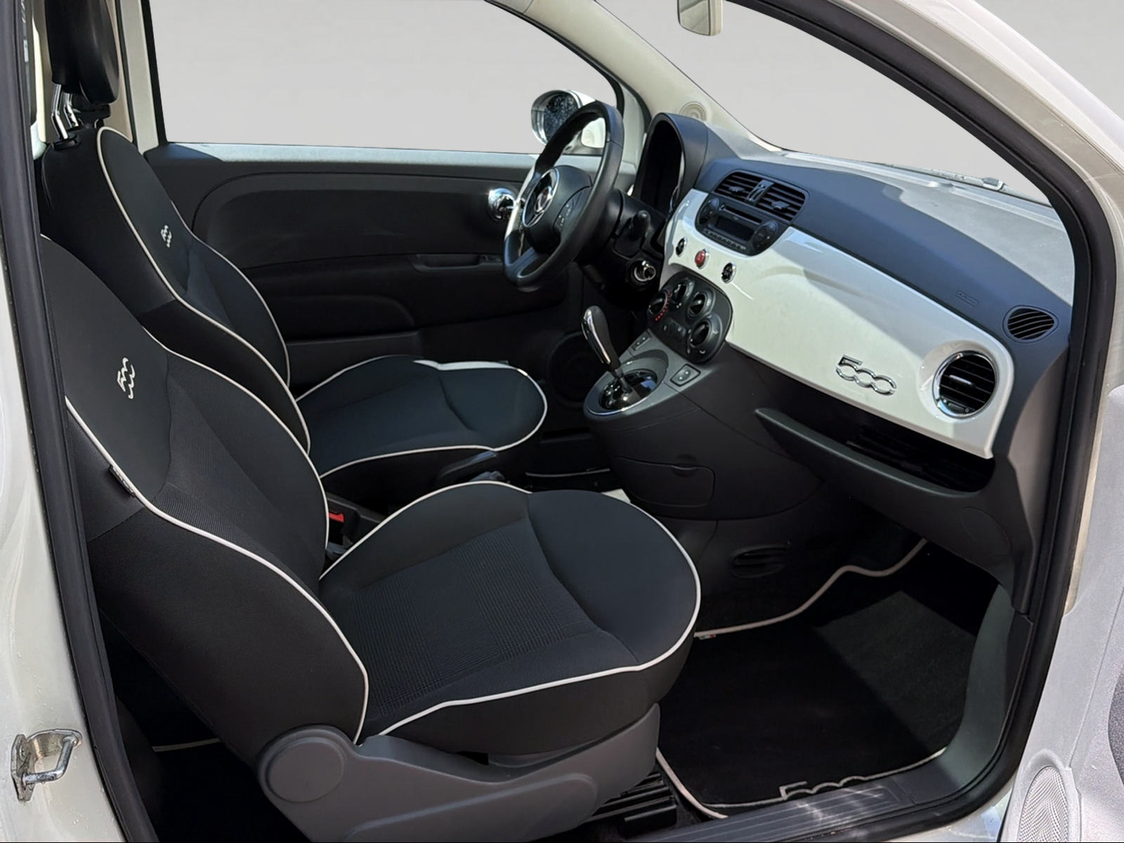 FIAT 500 1.2 Lounge Dualogic-image-6