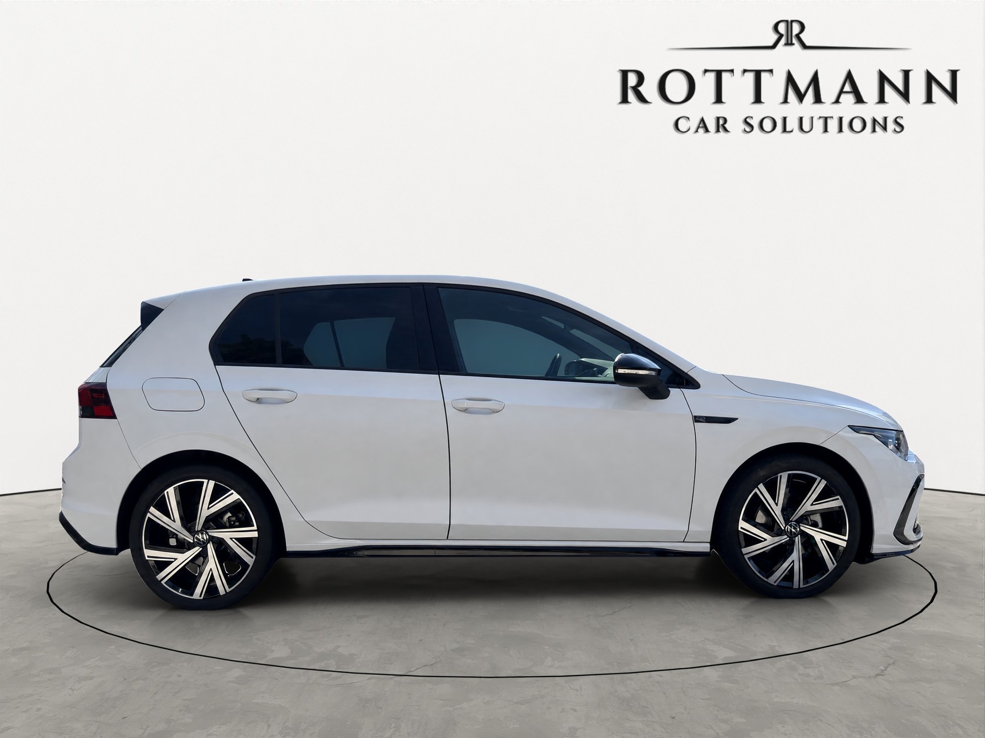 VW Golf 1.5 eTSI R-Line DSG-image-4