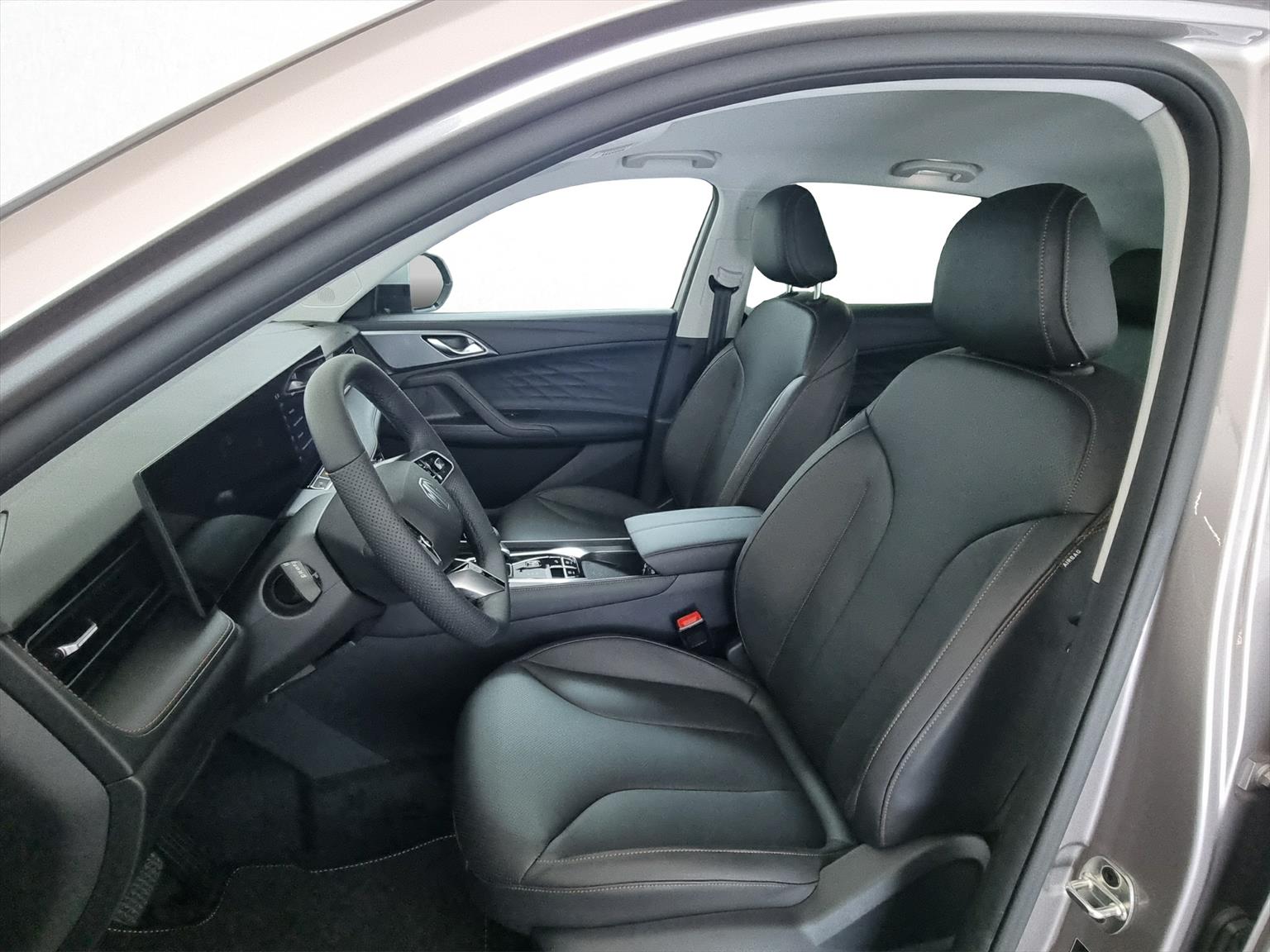 MG MG HS 1.5 T PHEV Luxury-image-5