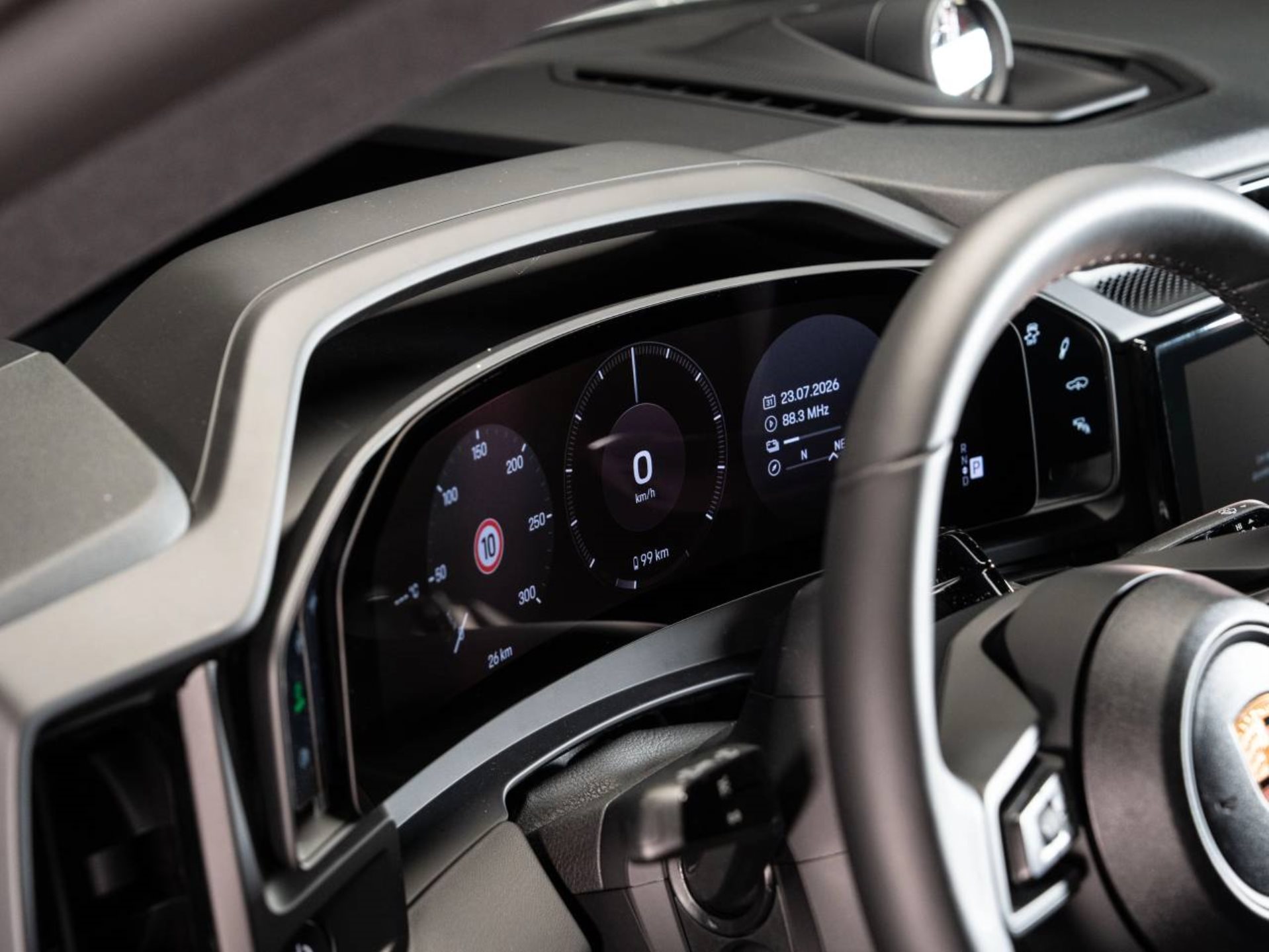 PORSCHE Cayenne Coupé Electric-image-12