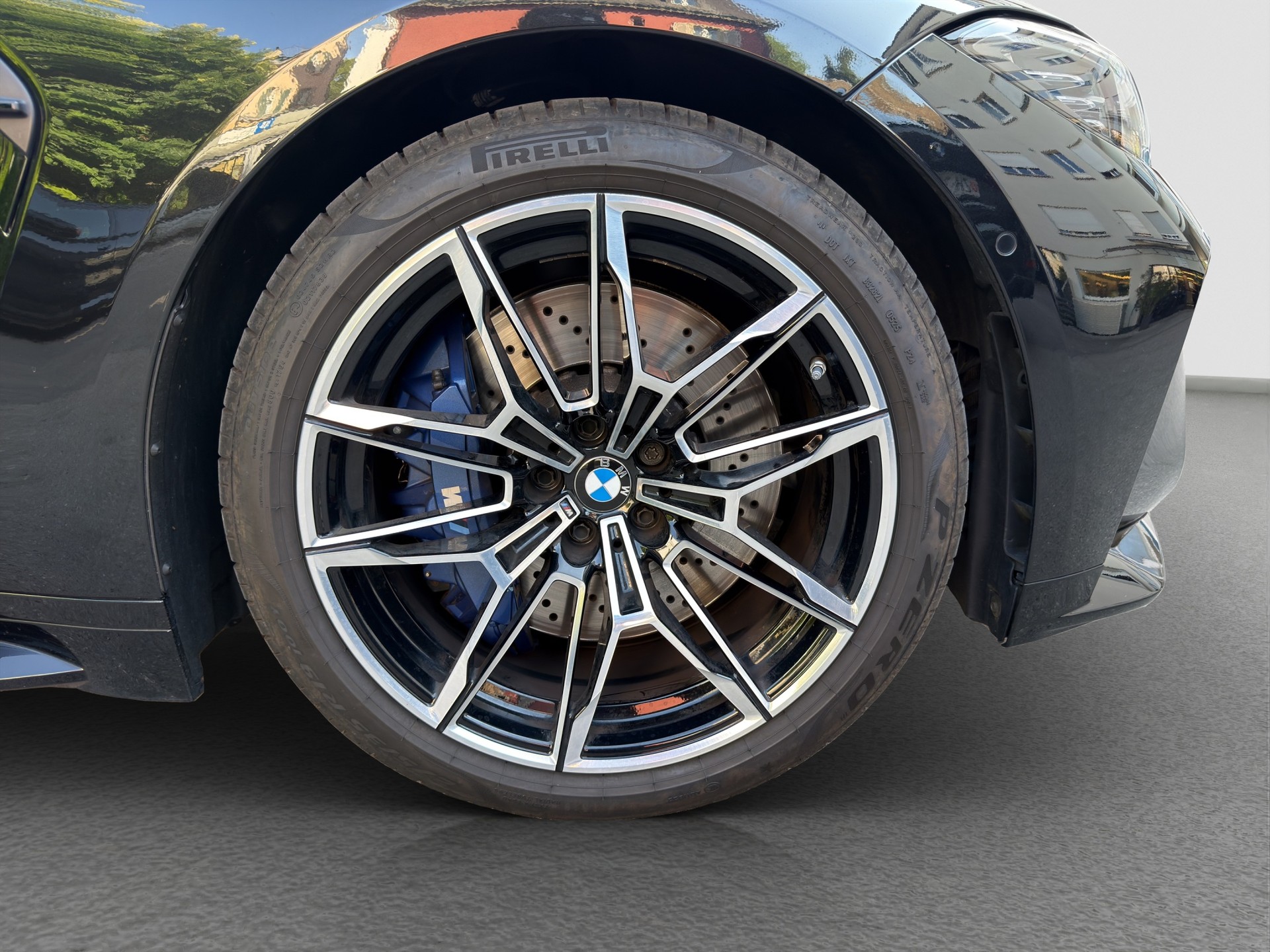 BMW M3 Competition M xDrive-image-17