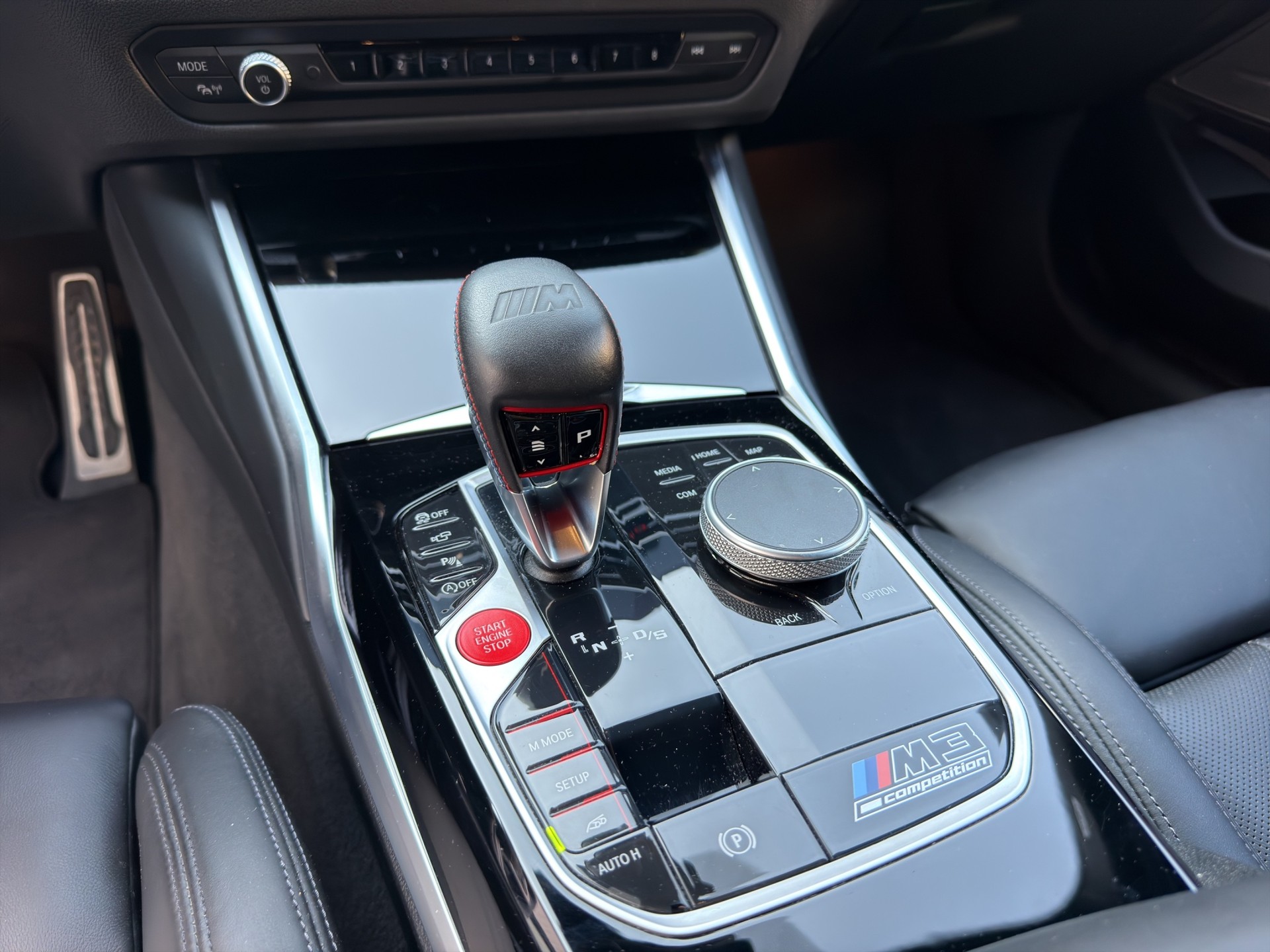 BMW M3 Competition M xDrive-image-12