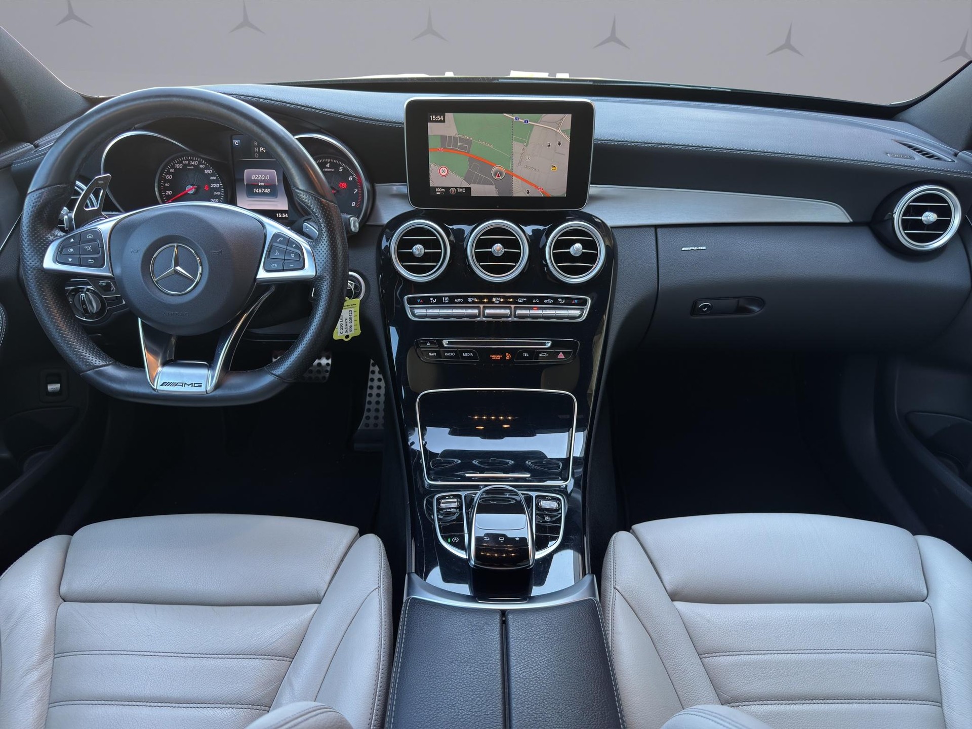 MERCEDES-BENZ C 250 AMG Line-image-13