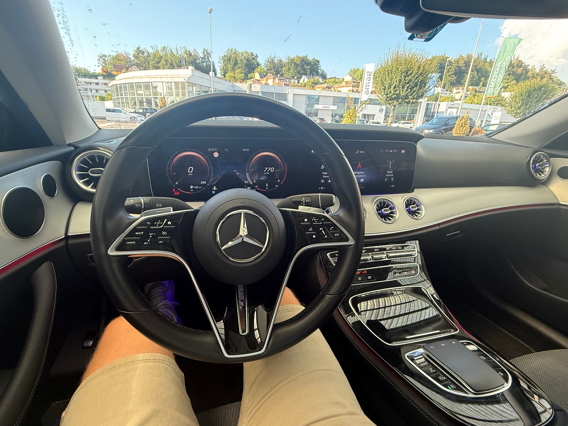 MERCEDES-BENZ E 220 d-image-5