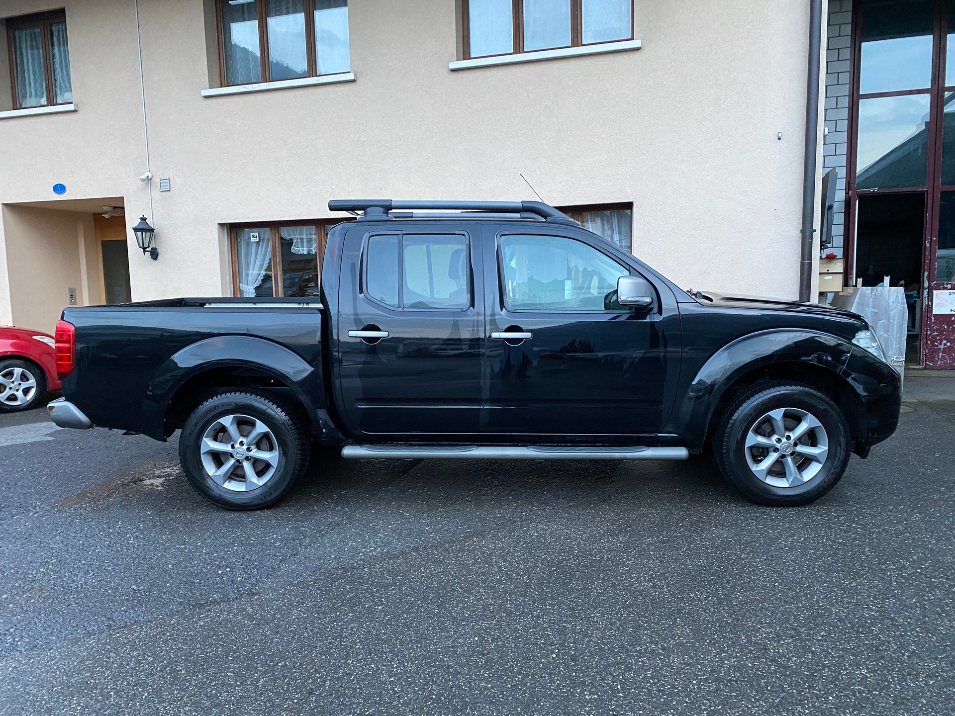 NISSAN Navara Double Cab Platinum EVO 2.5 dCi 4WD A-image-11