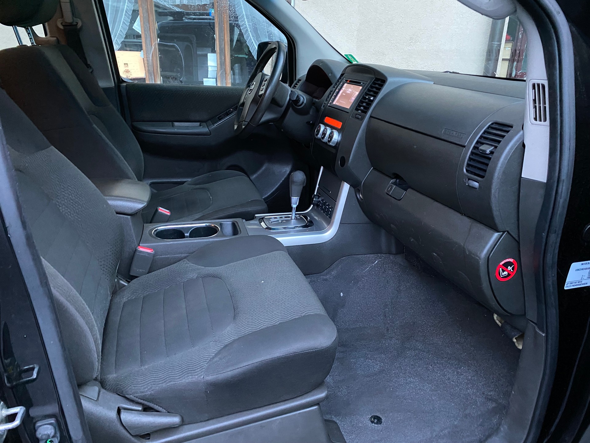 NISSAN Navara Double Cab Platinum EVO 2.5 dCi 4WD A-image-6