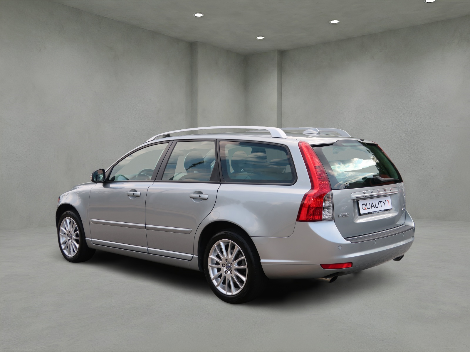 VOLVO V50 T5 AWD Summum Geartronic-image-5