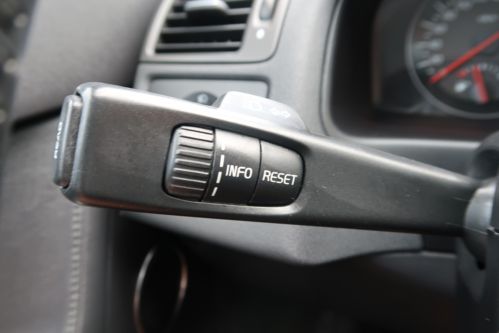 VOLVO V50 T5 AWD Summum Geartronic-image-20