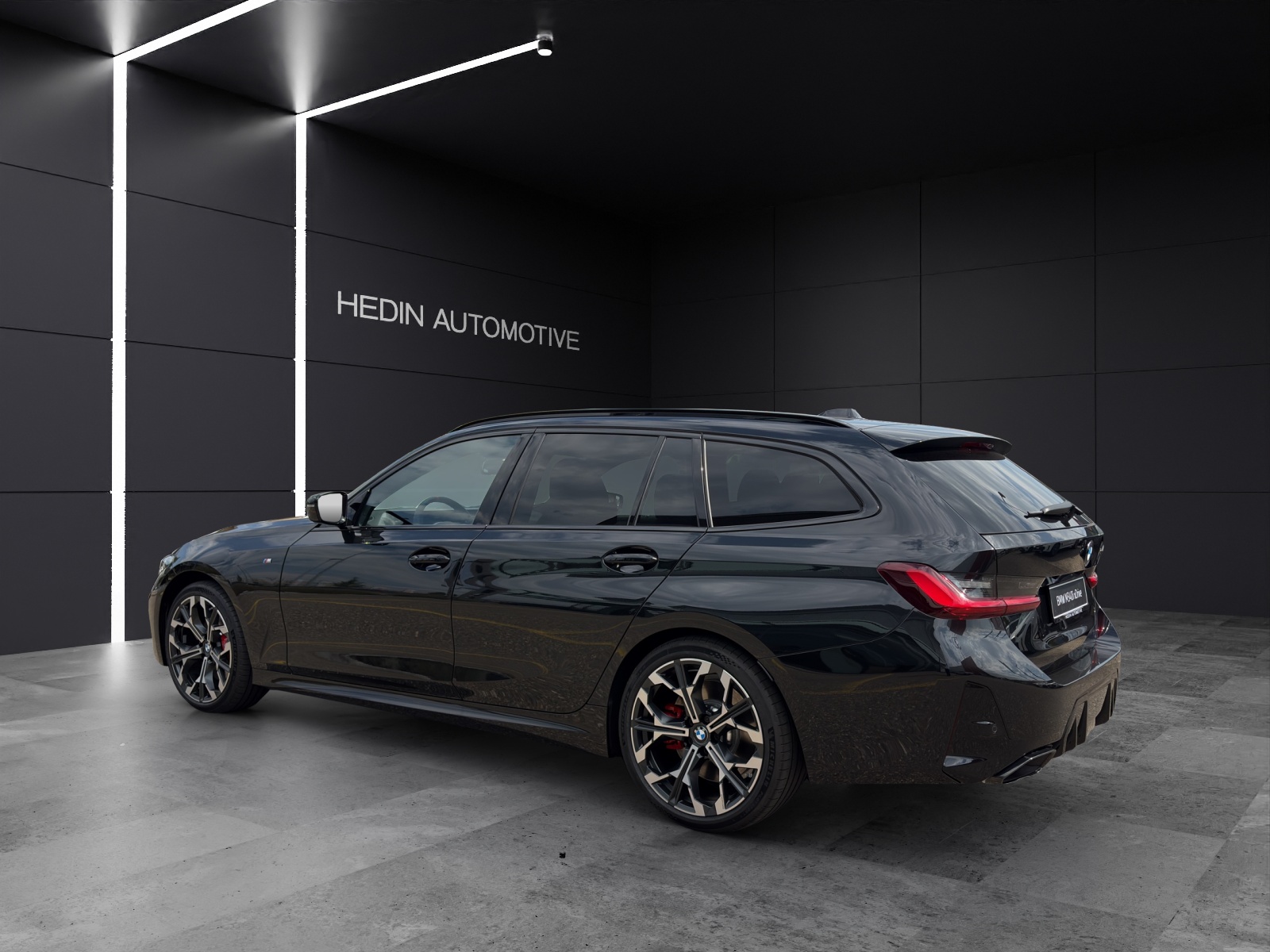 BMW M340i xDrive Touring-image-3