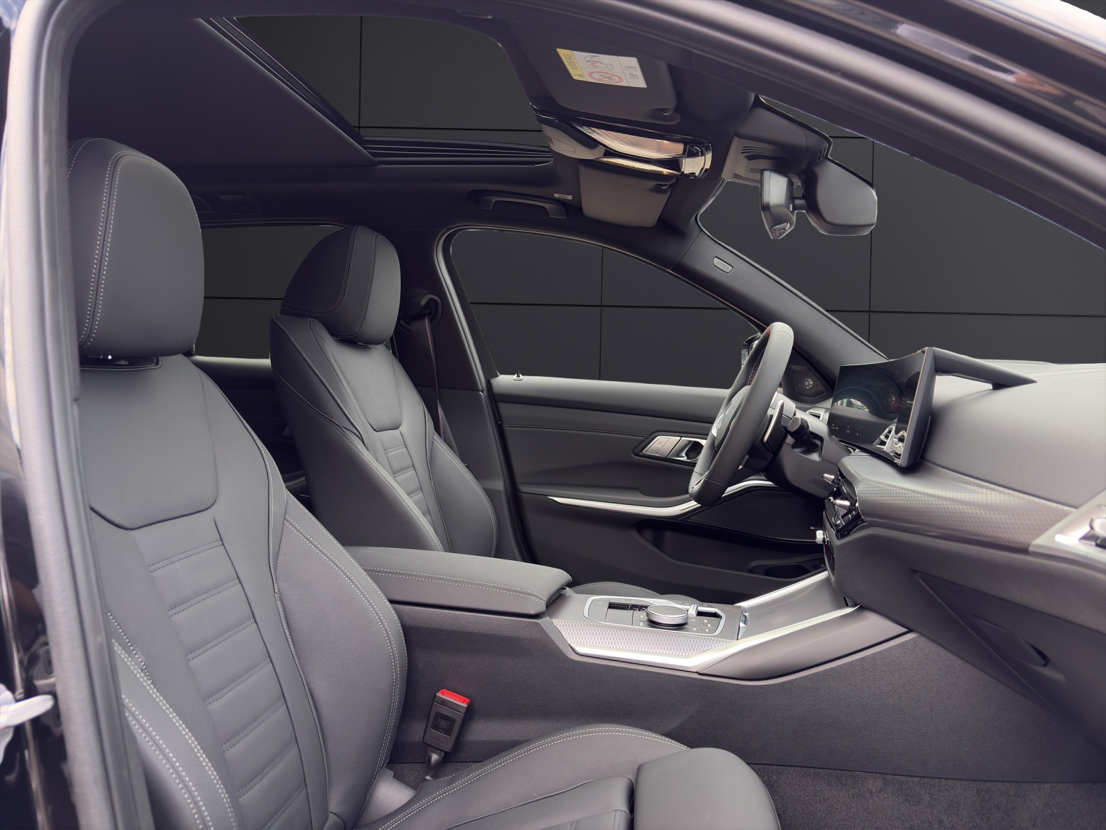 BMW M340i xDrive Touring-image-9