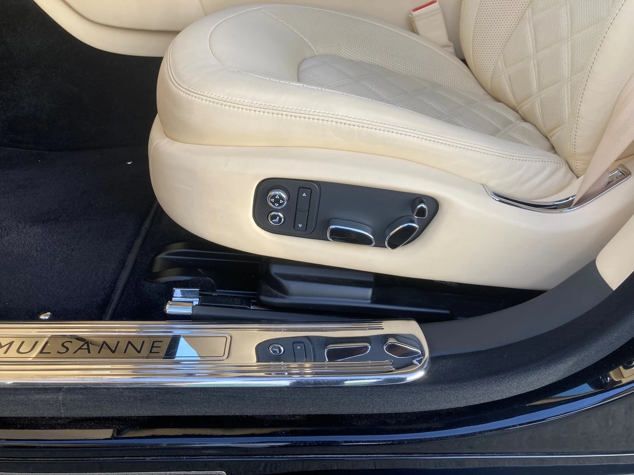 BENTLEY Mulsanne Speed-image-17