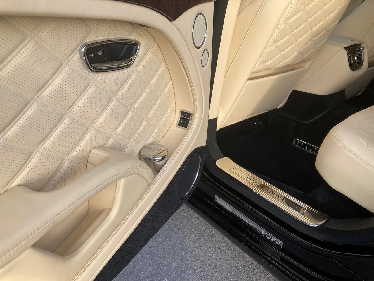 BENTLEY Mulsanne Speed-image-11