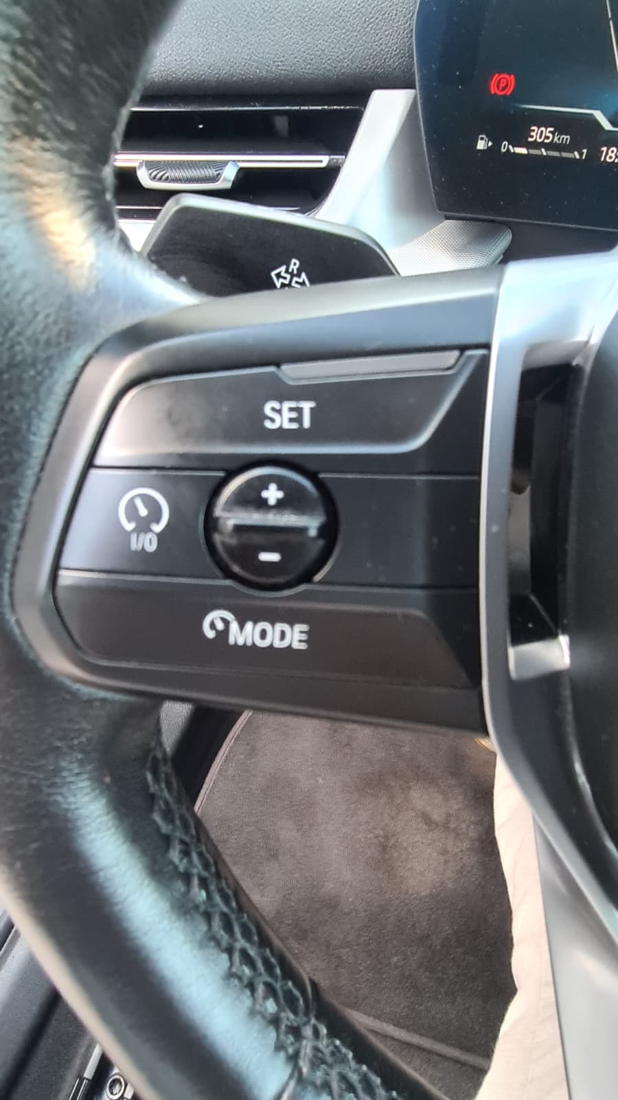 BMW X1 xDrive 20d 48V ** CH-Farhzeug ** Anh-Kupplung ** Driving Assistant Plus ** Innovation Paket **-image-11