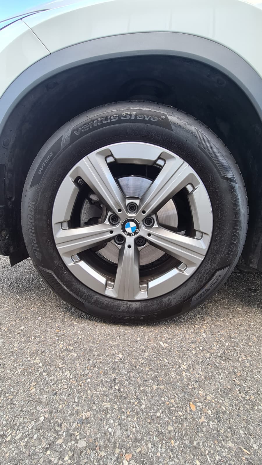 BMW X1 xDrive 20d 48V ** CH-Farhzeug ** Anh-Kupplung ** Driving Assistant Plus ** Innovation Paket **-image-23