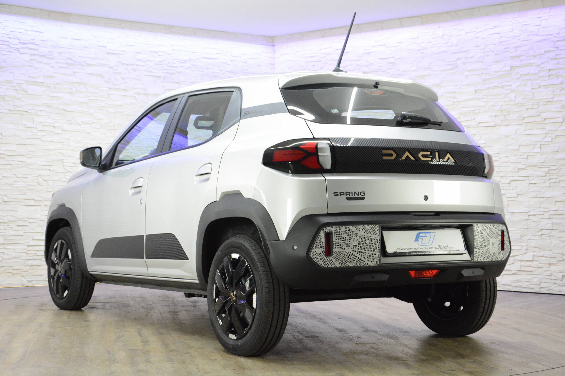 DACIA Spring Extreme-image-5