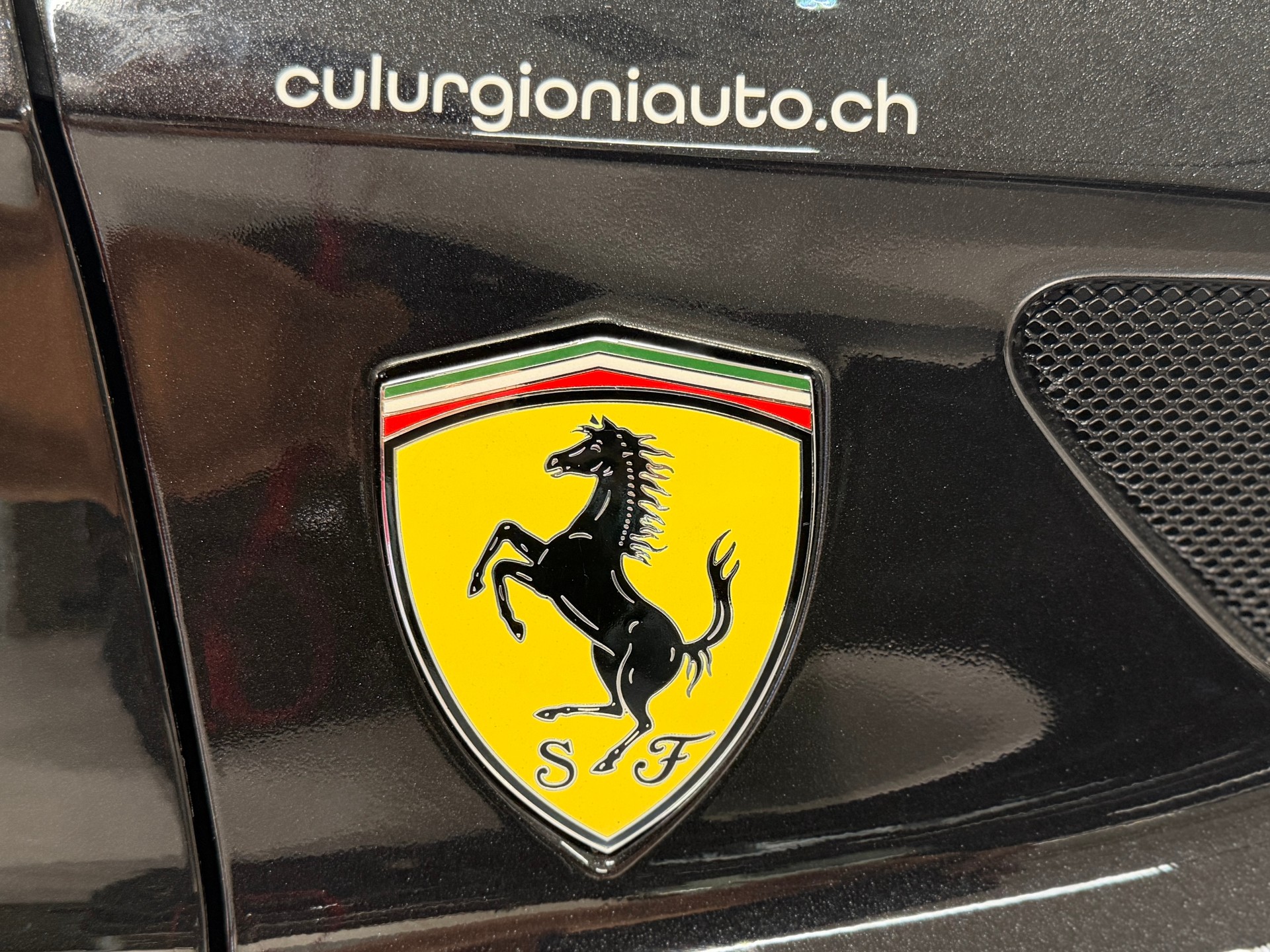 FERRARI FF-image-28
