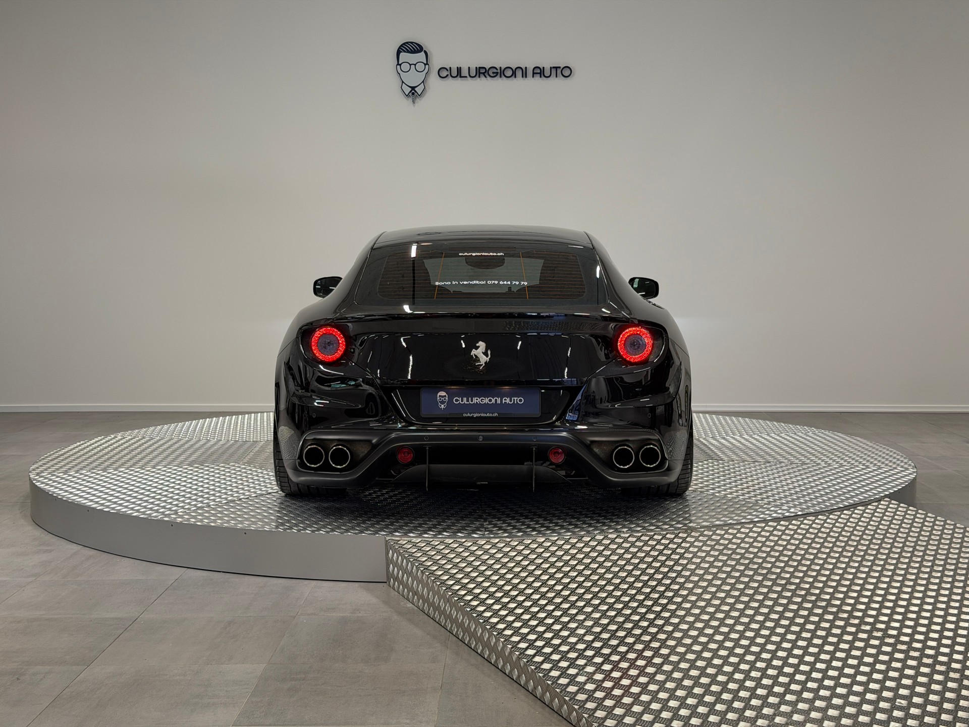 FERRARI FF-image-5