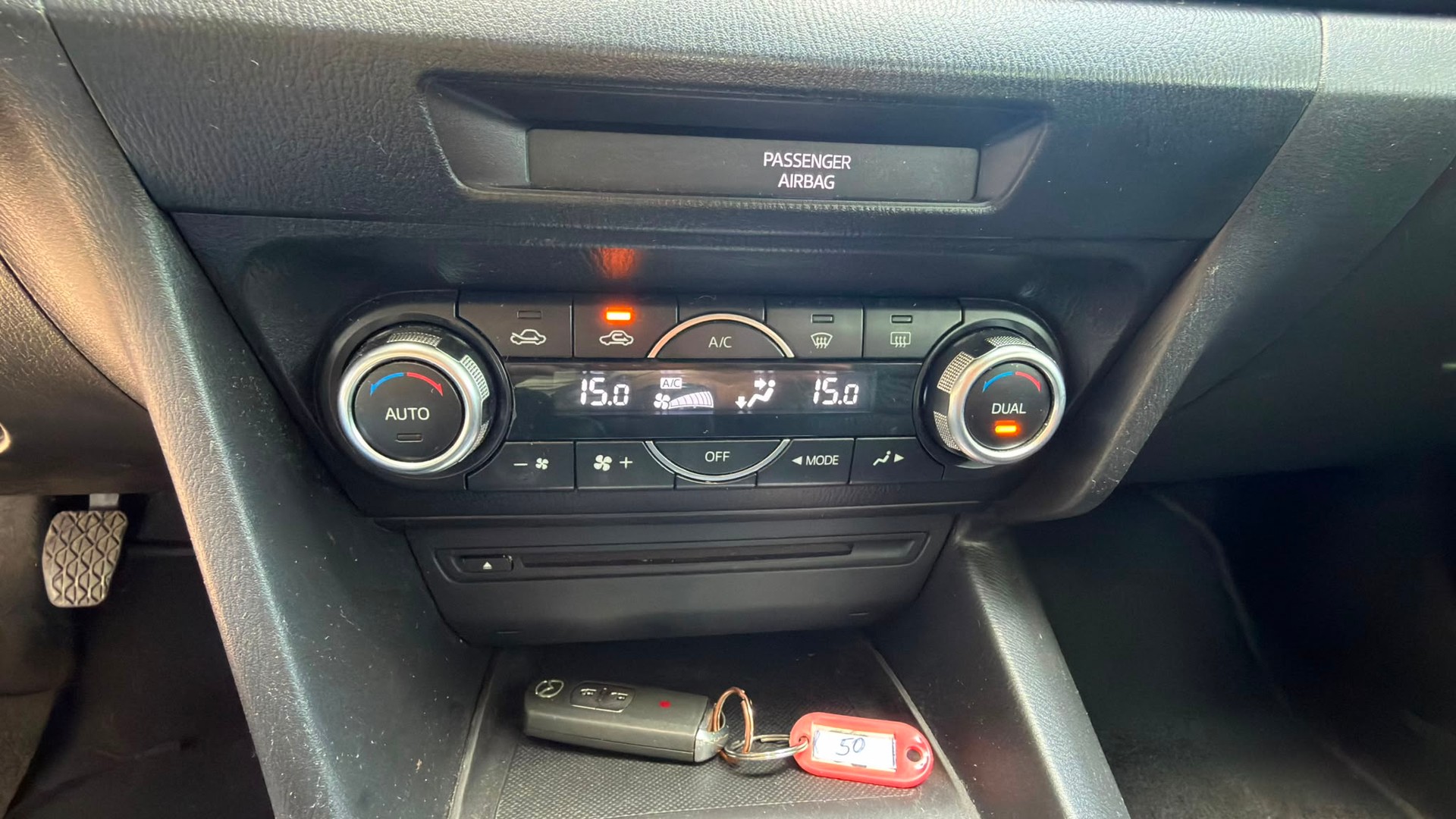 MAZDA 3 1.5 16V Ambition Plus-image-15