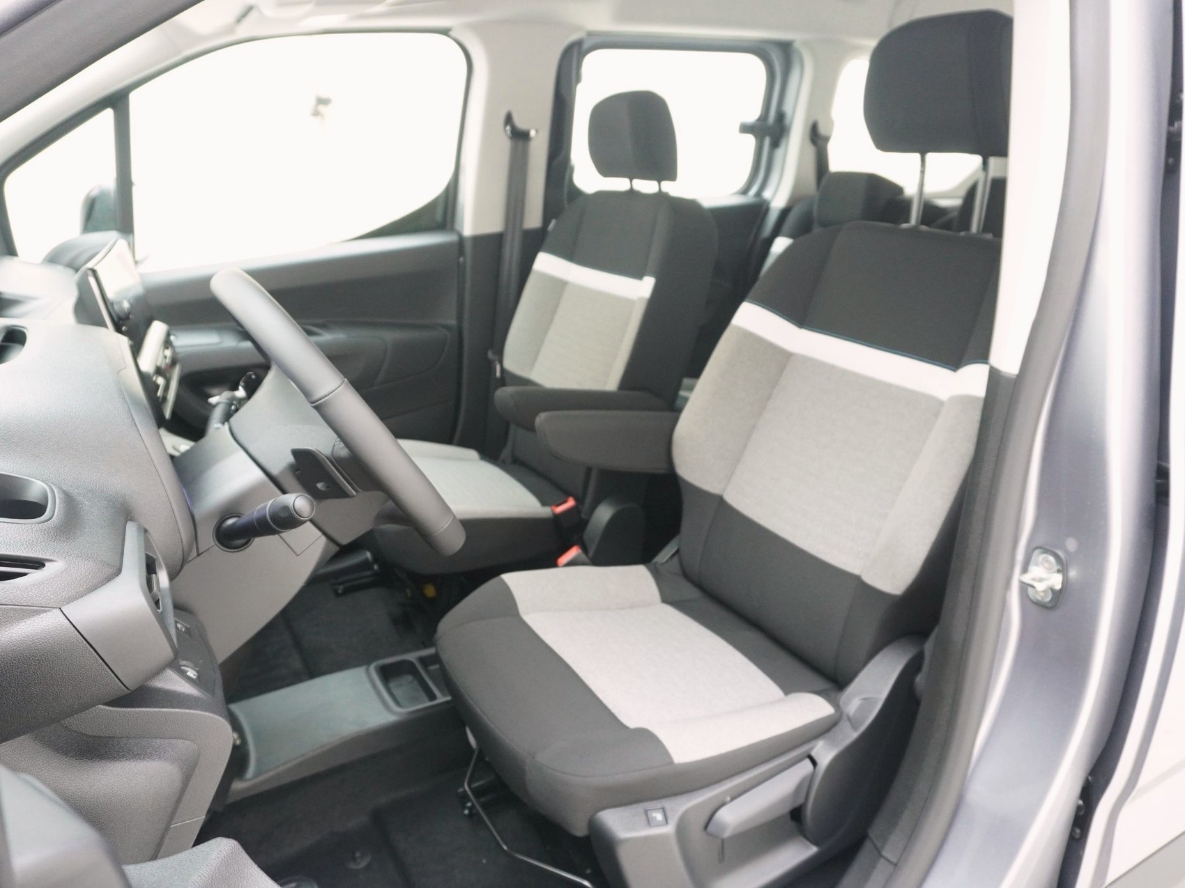 CITROEN Berlingo XL 1.5 BlueHDi 130 Plus-image-7