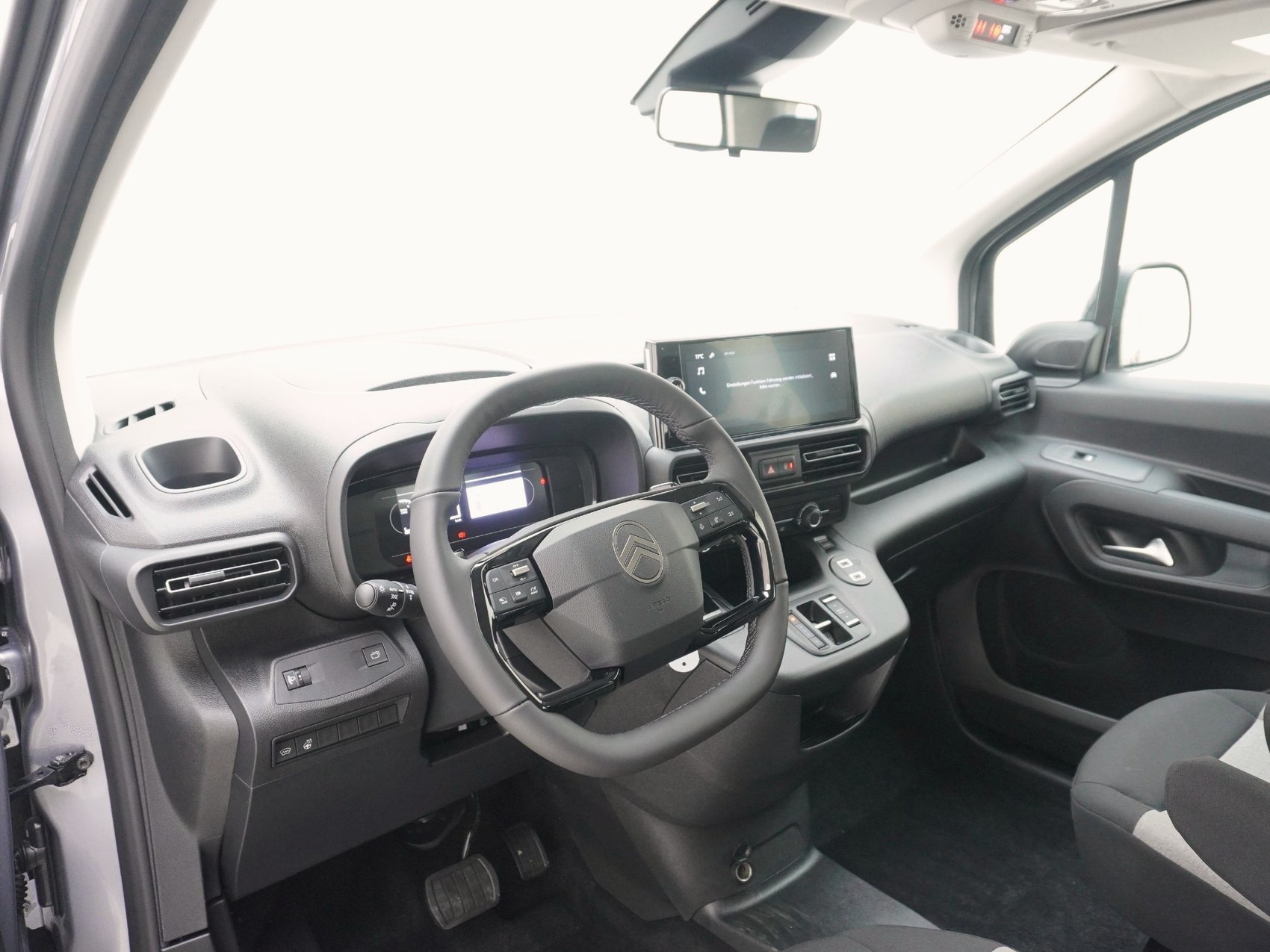 CITROEN Berlingo XL 1.5 BlueHDi 130 Plus-image-6