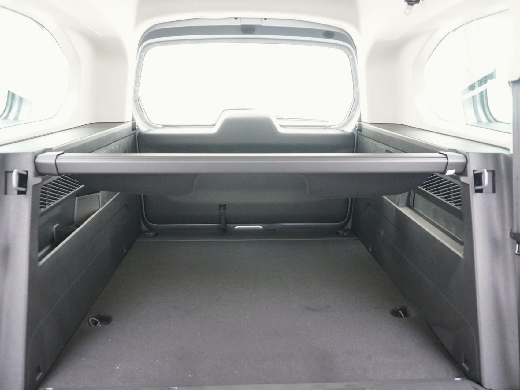 CITROEN Berlingo XL 1.5 BlueHDi 130 Plus-image-14
