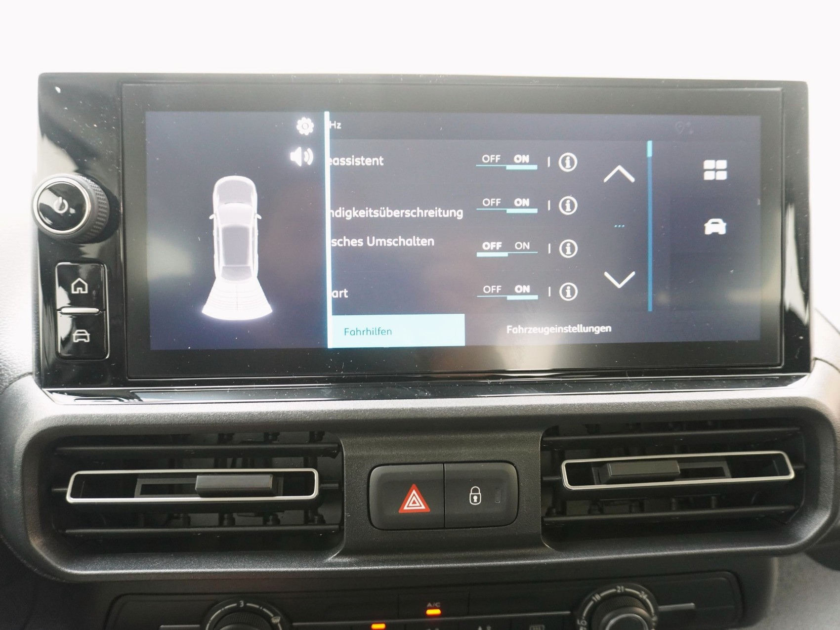 CITROEN Berlingo XL 1.5 BlueHDi 130 Plus-image-9