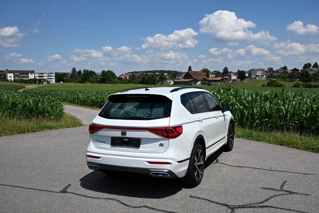 SEAT Tarraco 1.4 e-HYBRID DSG FR-image-2