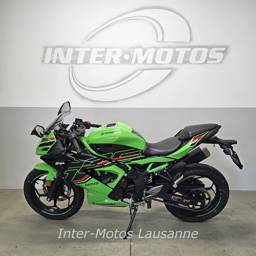 KAWASAKI NINJA 125-showroom-element-3