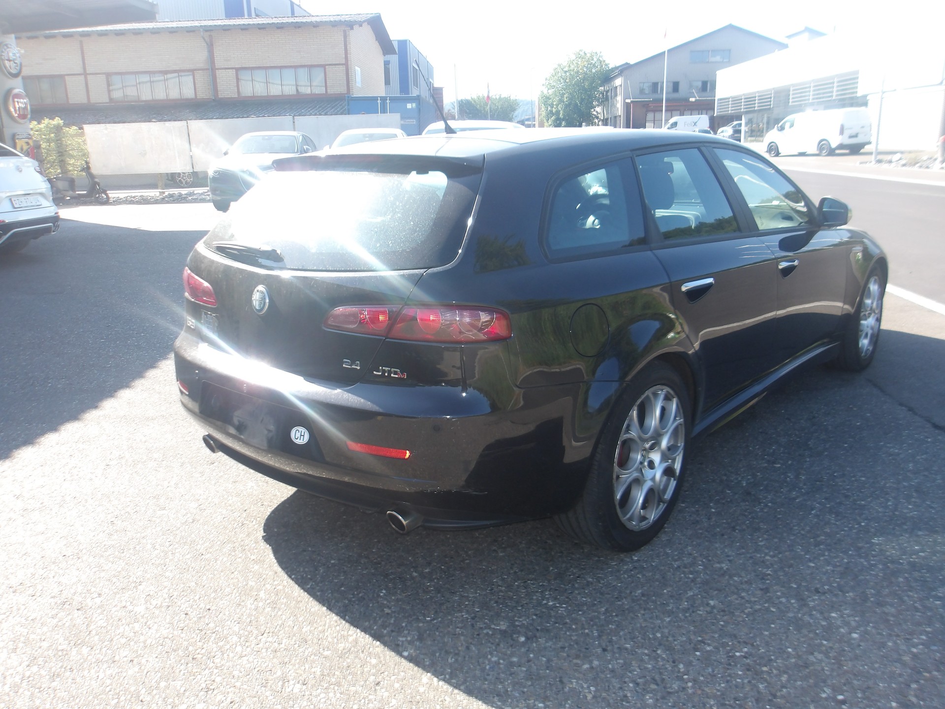 ALFA ROMEO 159 Sportwagon 2.4 JTD Progression Q-Tronic-image-3