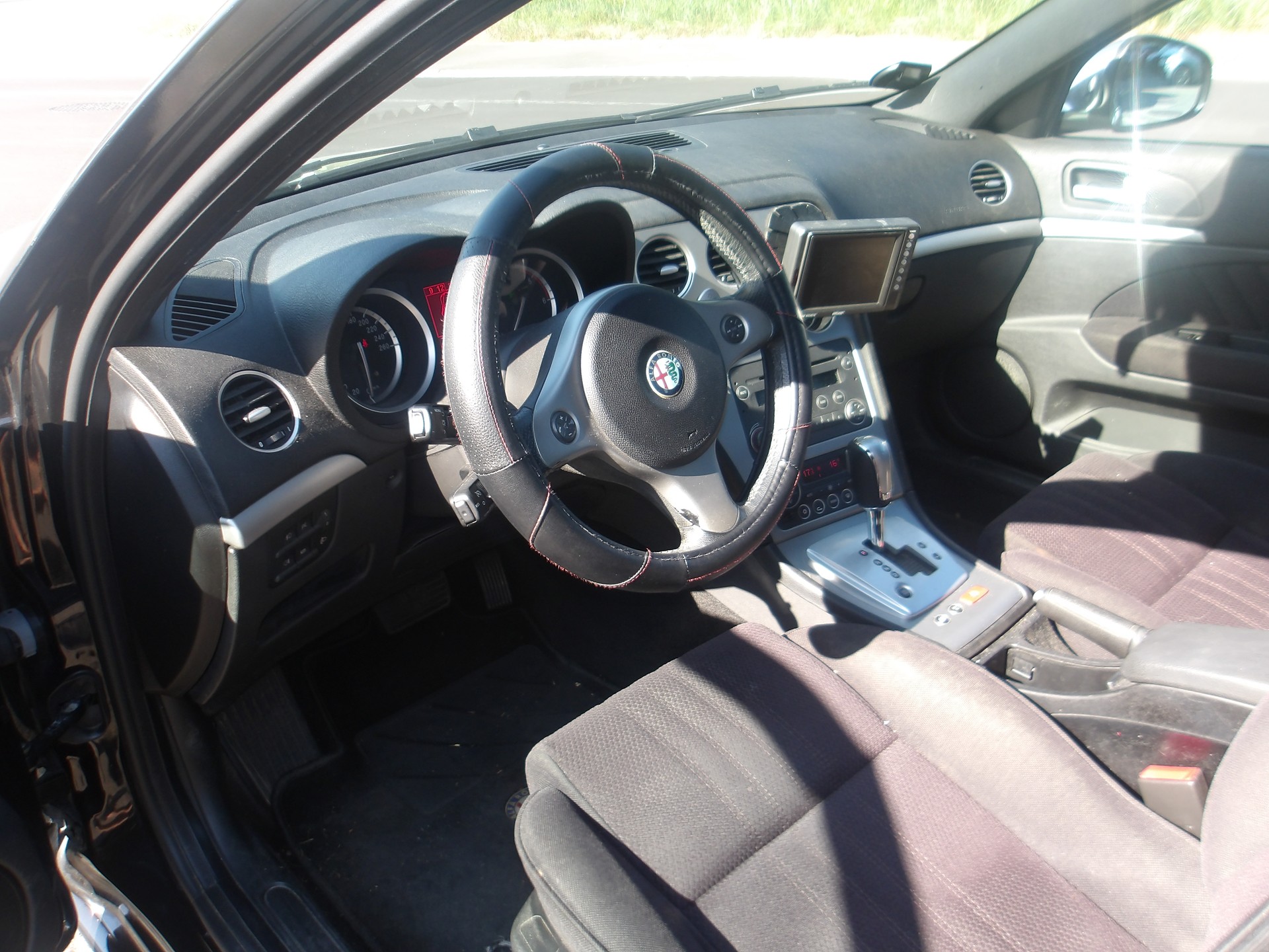 ALFA ROMEO 159 Sportwagon 2.4 JTD Progression Q-Tronic-image-8