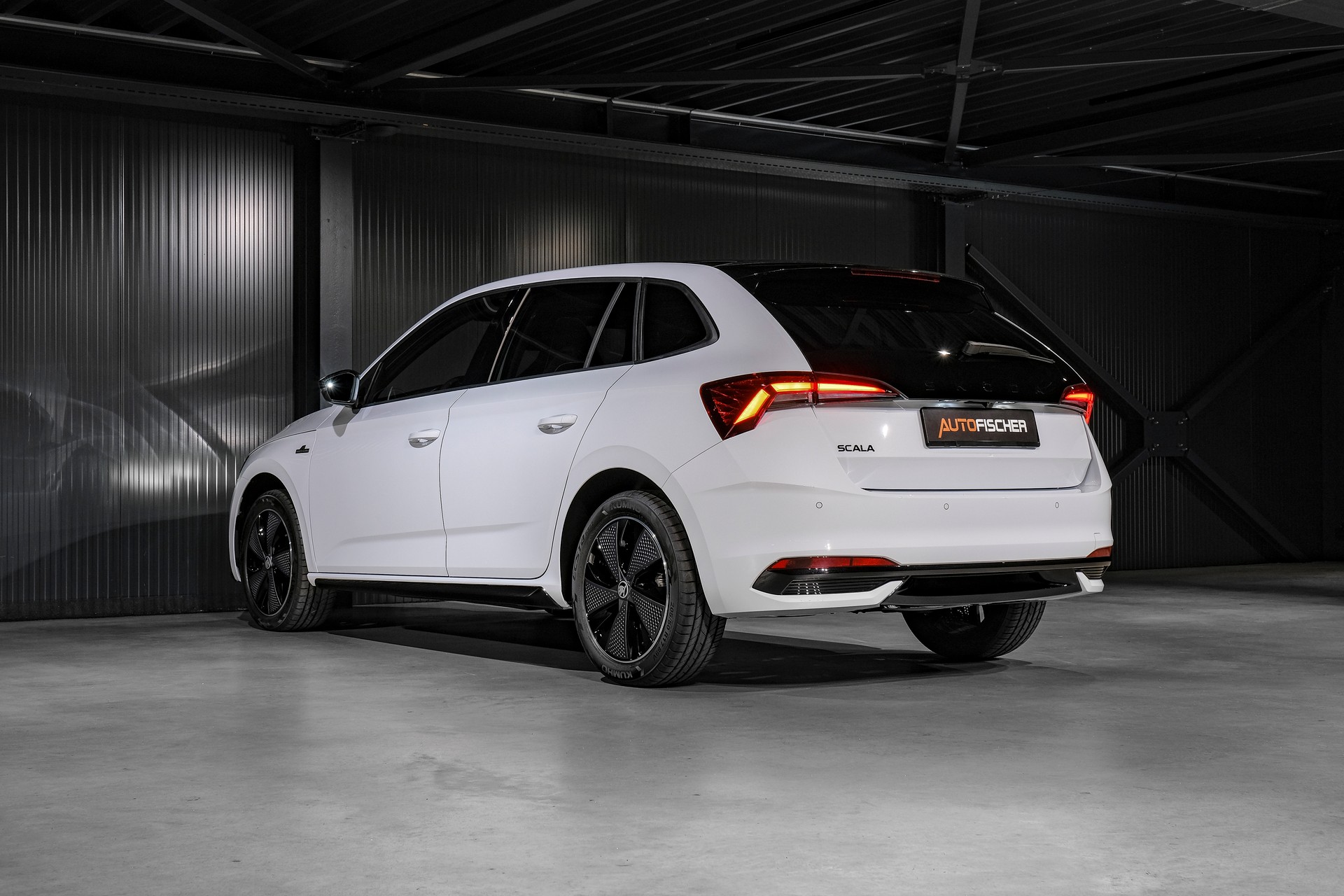 SKODA Scala 1.5 TSI Monte Carlo DSG-image-7