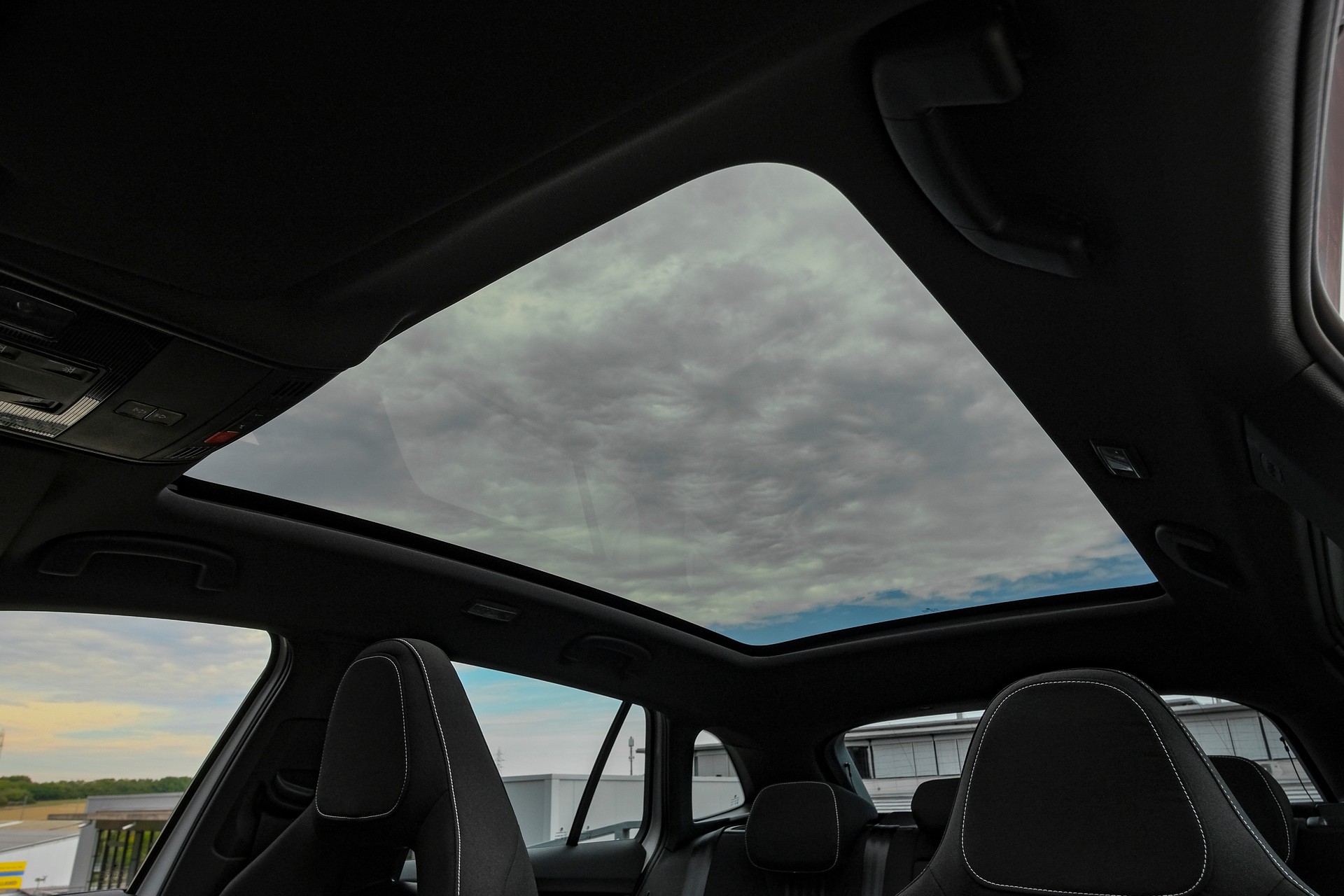 SKODA Scala 1.5 TSI Monte Carlo DSG-image-23