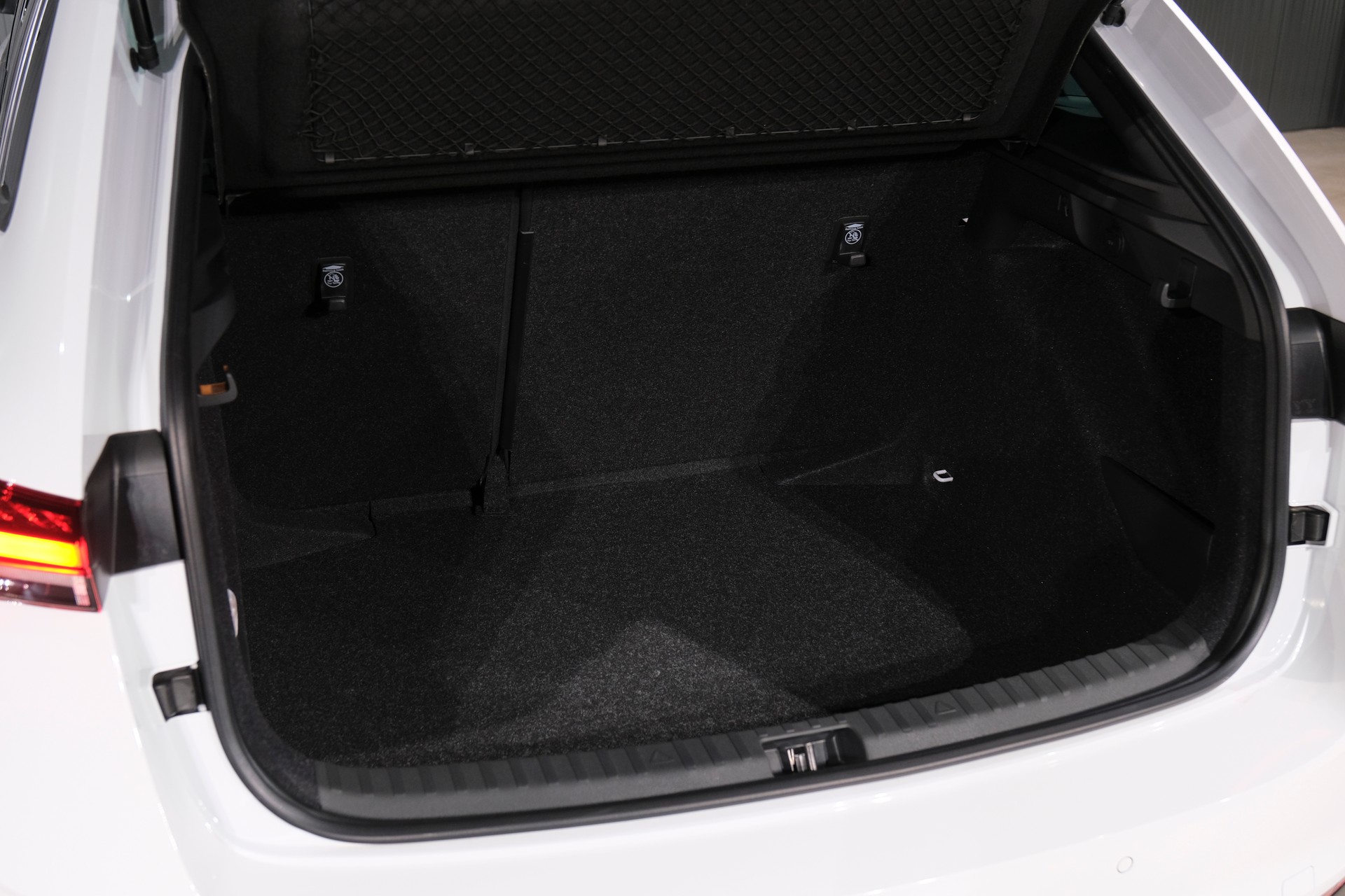 SKODA Scala 1.5 TSI Monte Carlo DSG-image-25