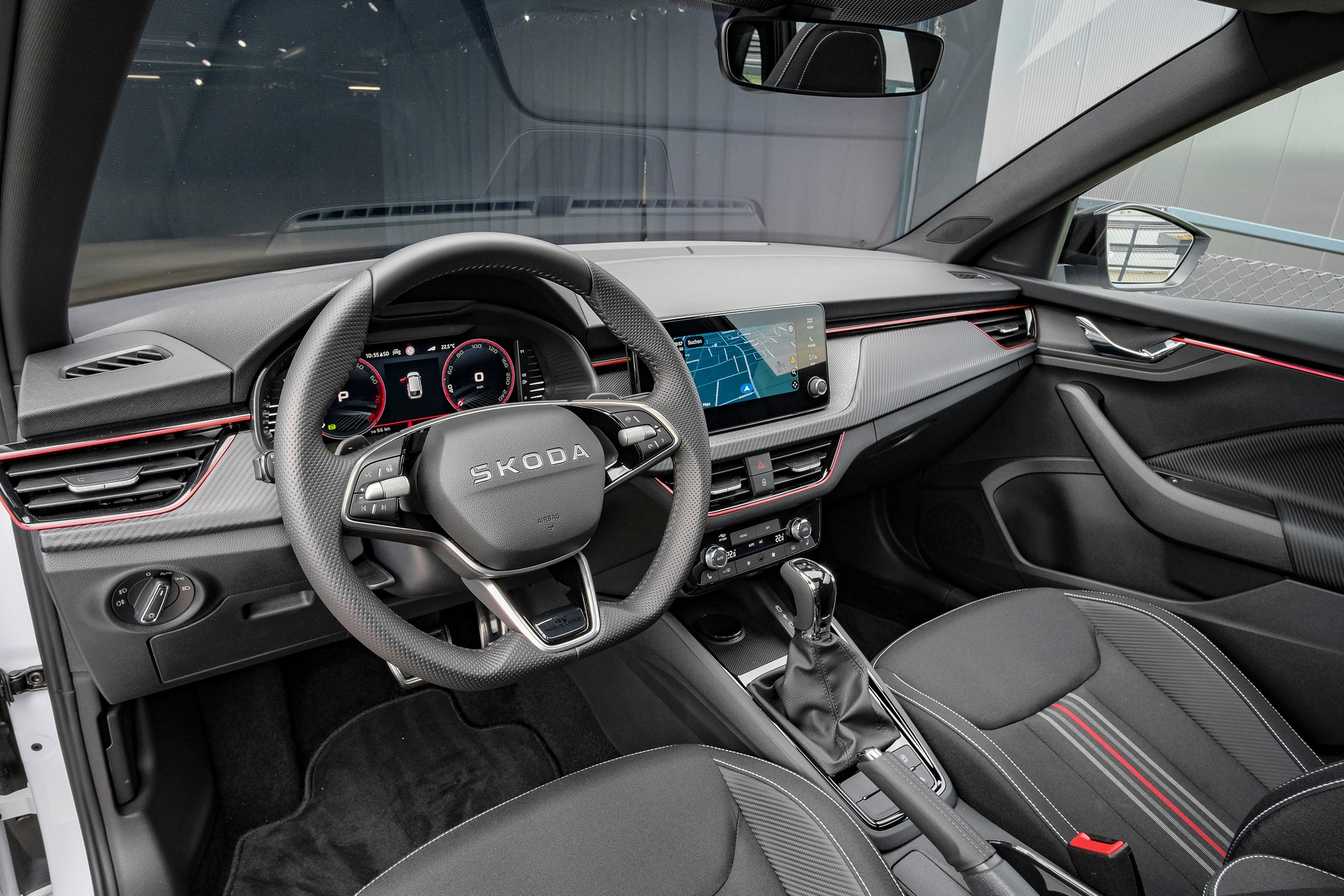 SKODA Scala 1.5 TSI Monte Carlo DSG-image-12