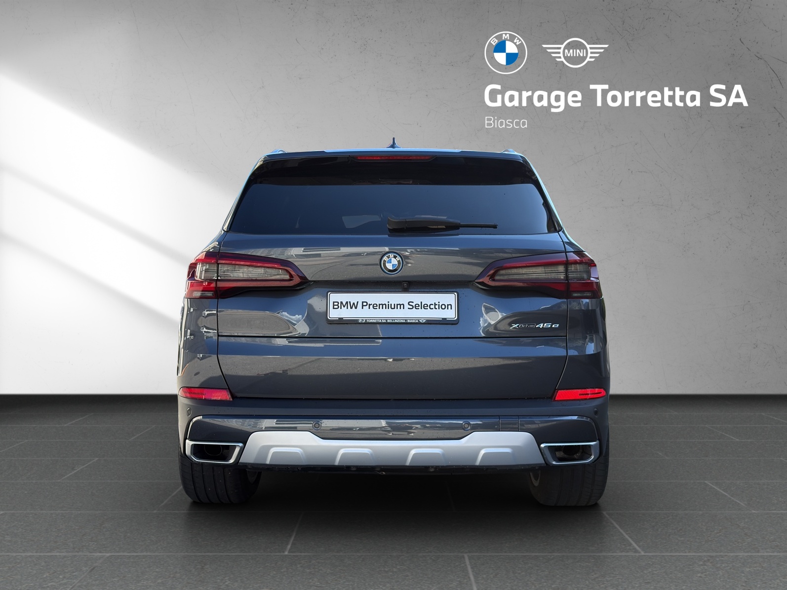 BMW X5 xDrive45e xLine Steptronic-image-3