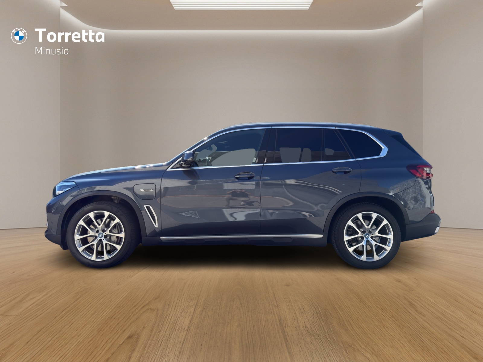 BMW X5 xDrive45e xLine Steptronic-image-1