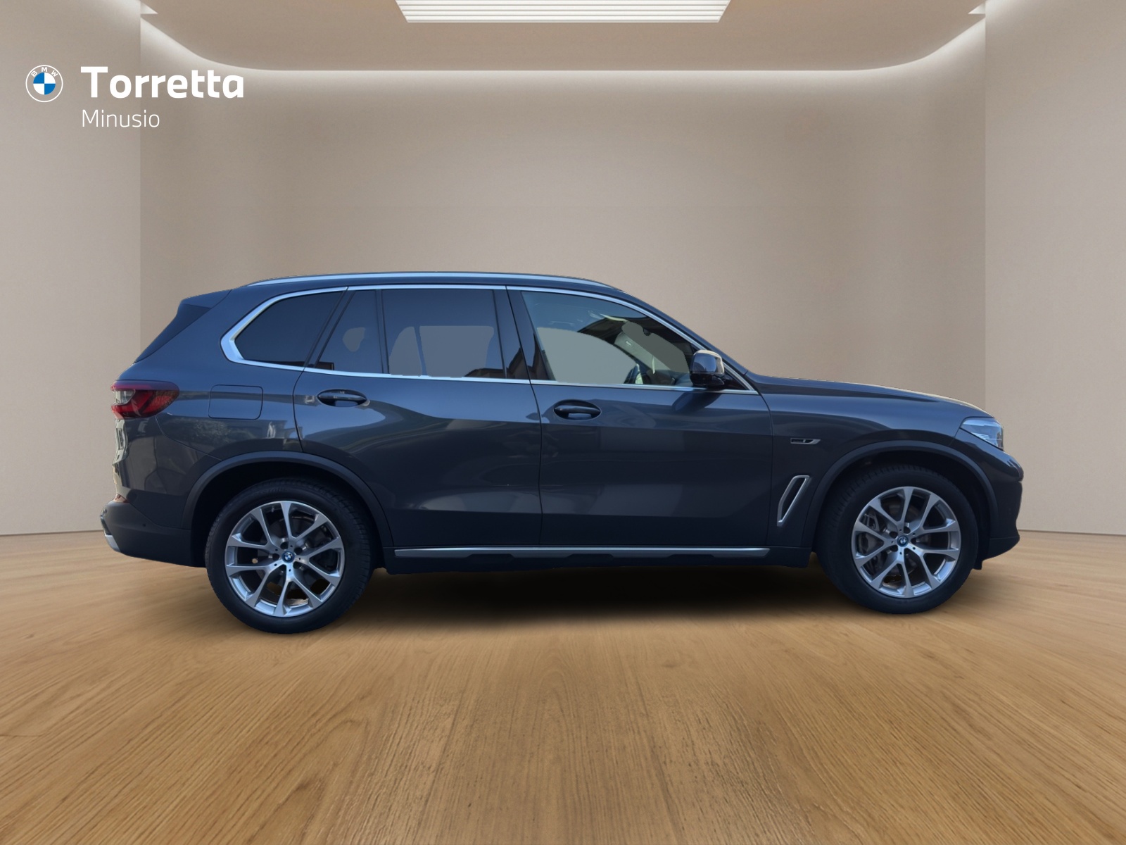 BMW X5 xDrive45e xLine Steptronic-image-5