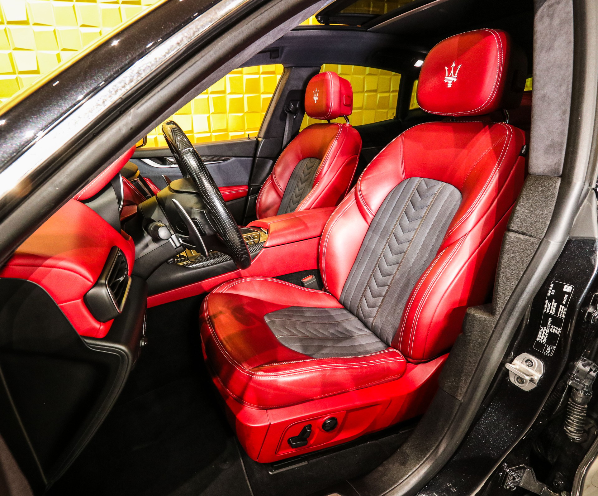 MASERATI Levante D 3.0 V6 GranLusso Automatica-image-9