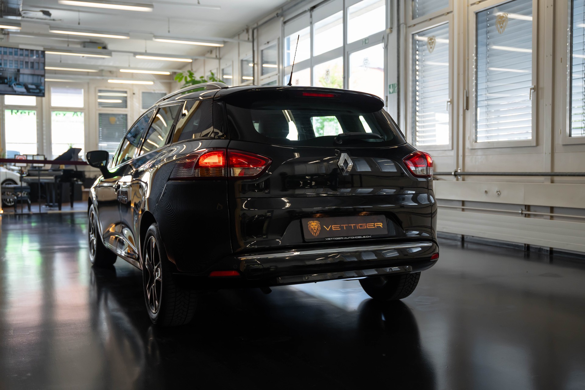 RENAULT Clio Grandtour 1.5 dCi Expression-showroom-element-3