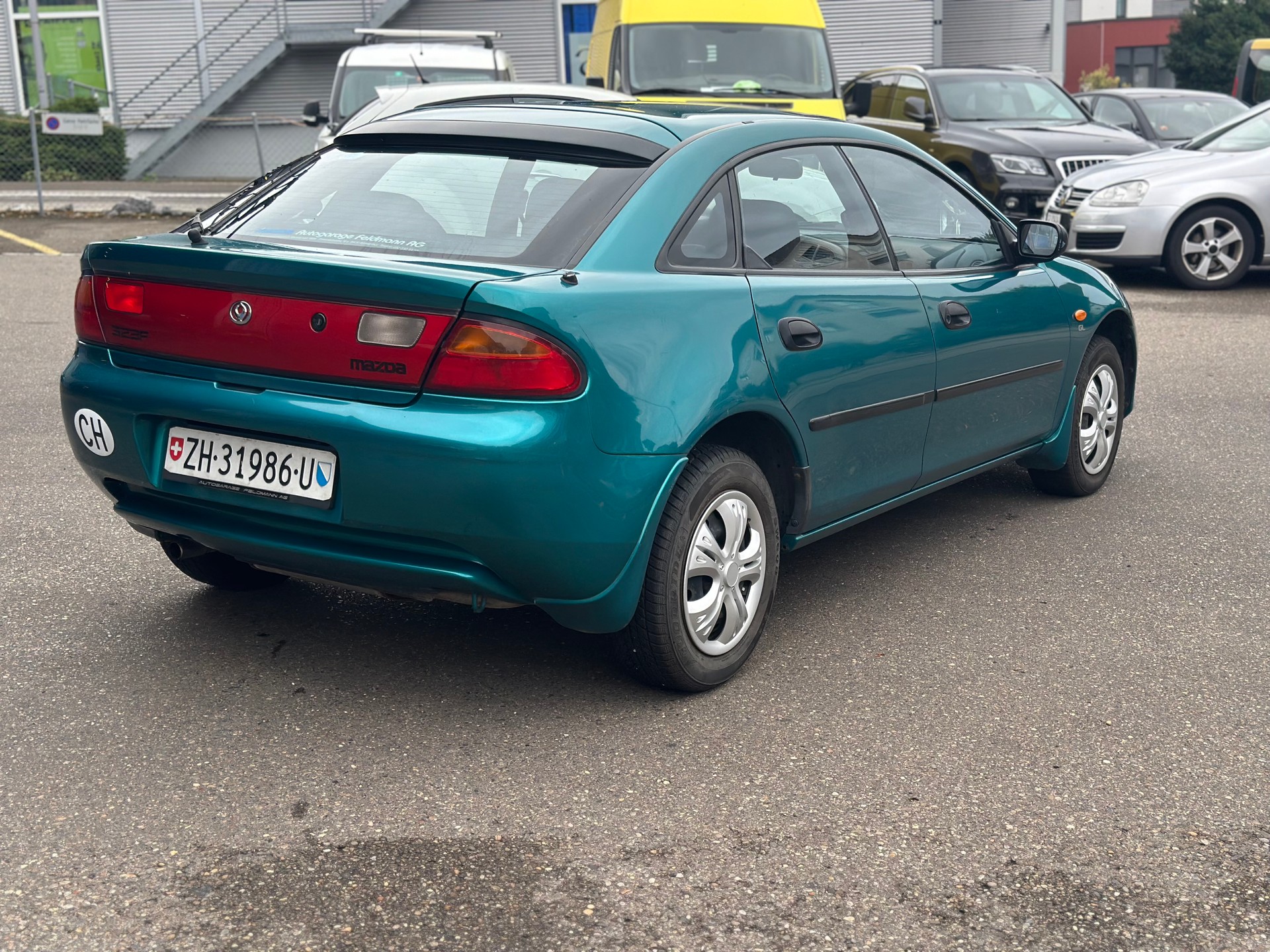 MAZDA 323 F 1.5i-16V Rainbow-image-5