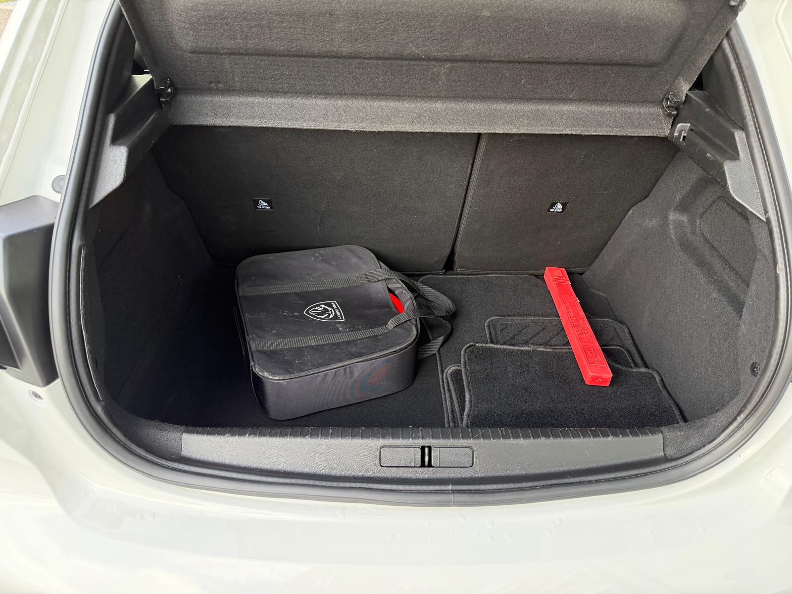 PEUGEOT 208 Elektrik Active Pack-image-10