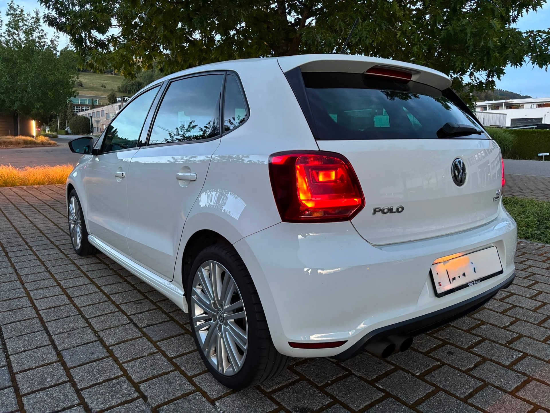 VW 1.4 TSI BlueGT-image-1