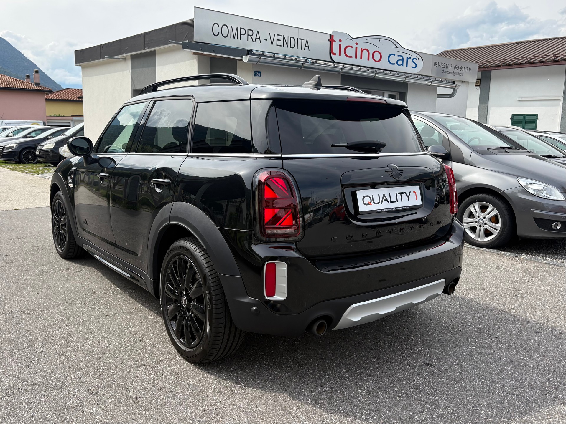 MINI Countryman Cooper S Highland Edition ALL4 Steptronic-image-2