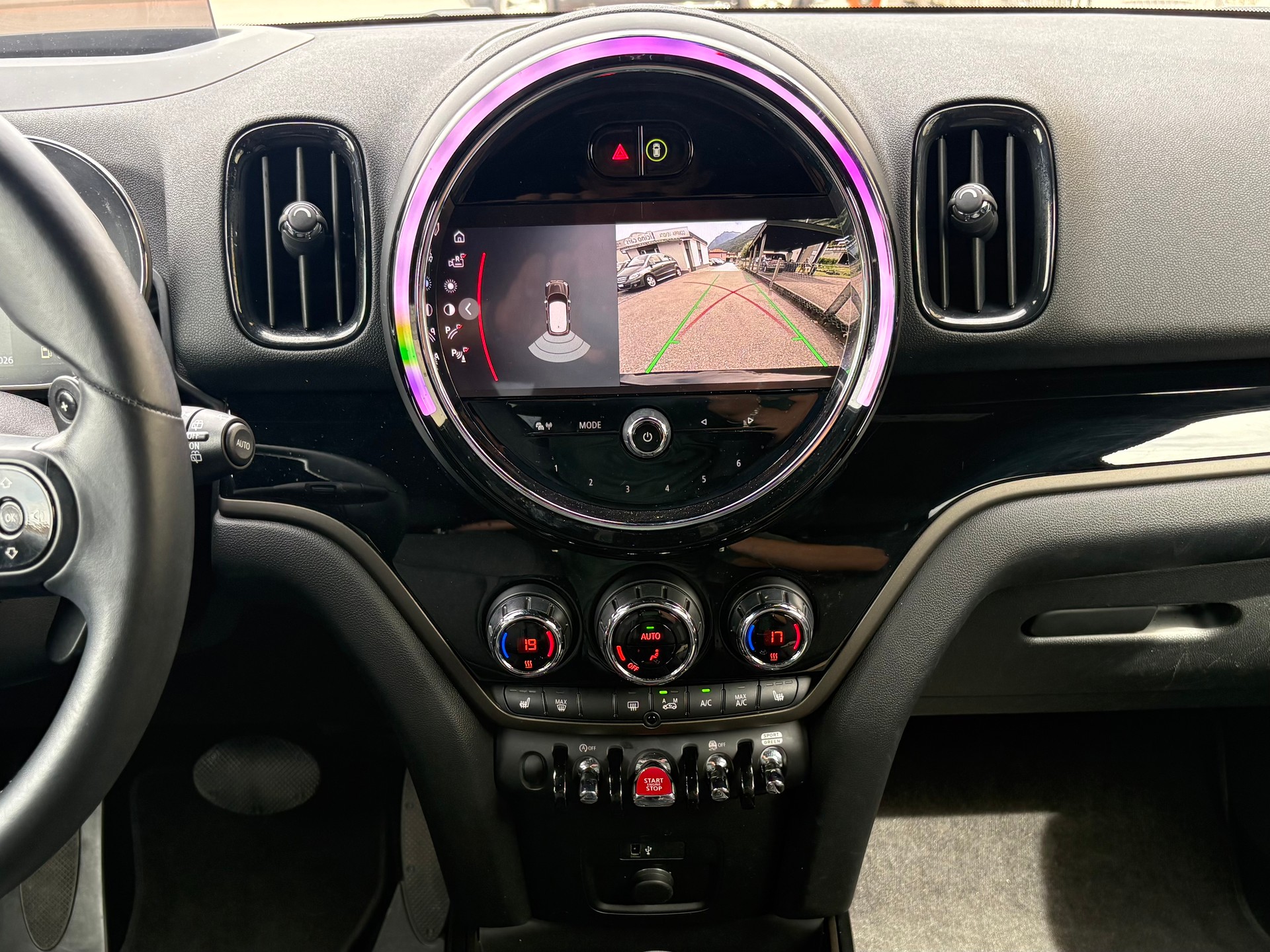 MINI Countryman Cooper S Highland Edition ALL4 Steptronic-image-14