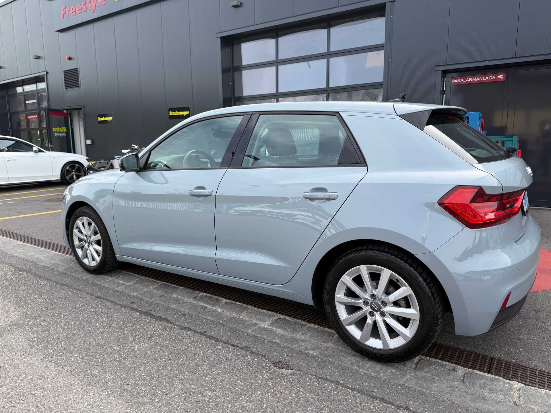 AUDI A1 Sportback 30 TFSI advanced S-tronic-image-5