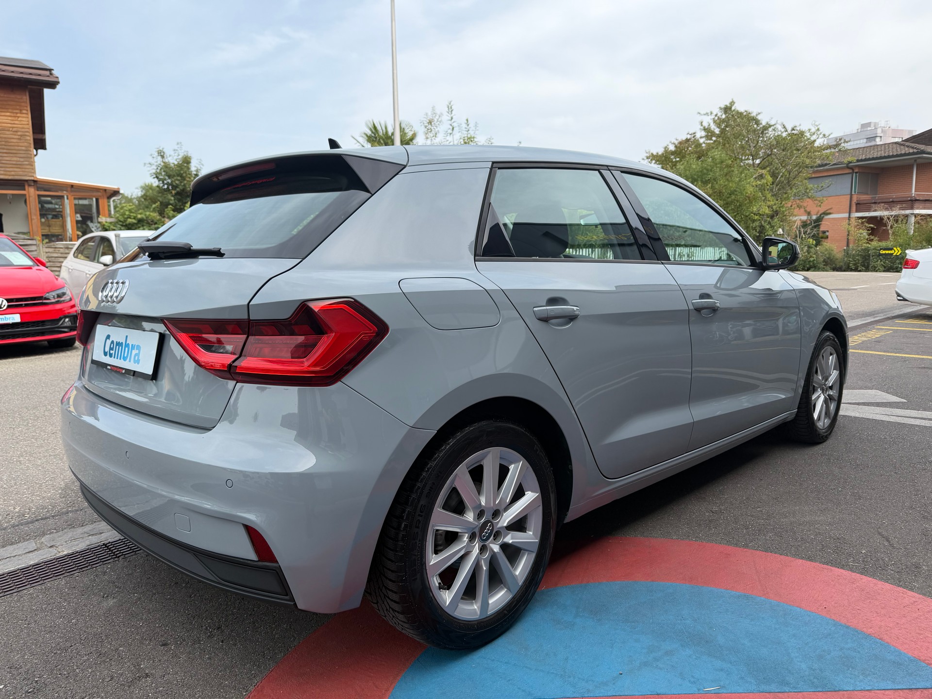 AUDI A1 Sportback 30 TFSI advanced S-tronic-image-8